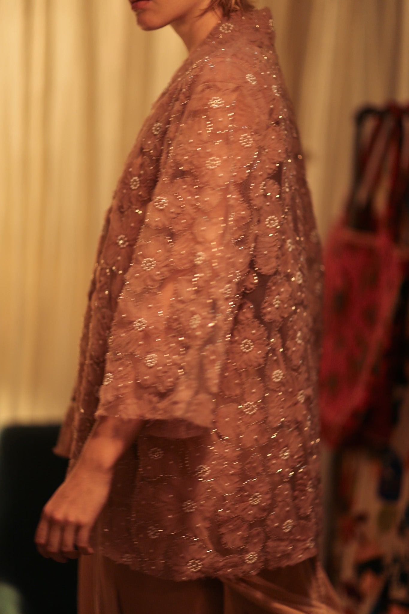 FLO SEQUINED EMBROIDERED SHORT KIMONO VERY PINK - MOMO STUDIO BERLIN - Berlin Concept Store - sustainable & ethical fashion