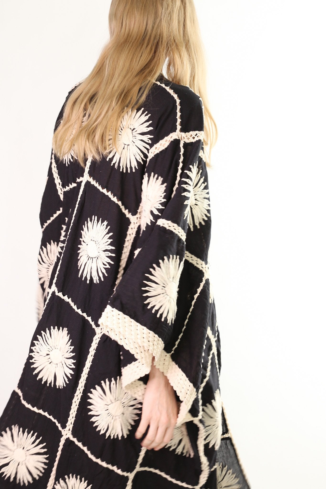 FLORA CROCHET KIMONO DUSTER BLACK - MOMO STUDIO BERLIN - Berlin Concept Store - sustainable & ethical fashion