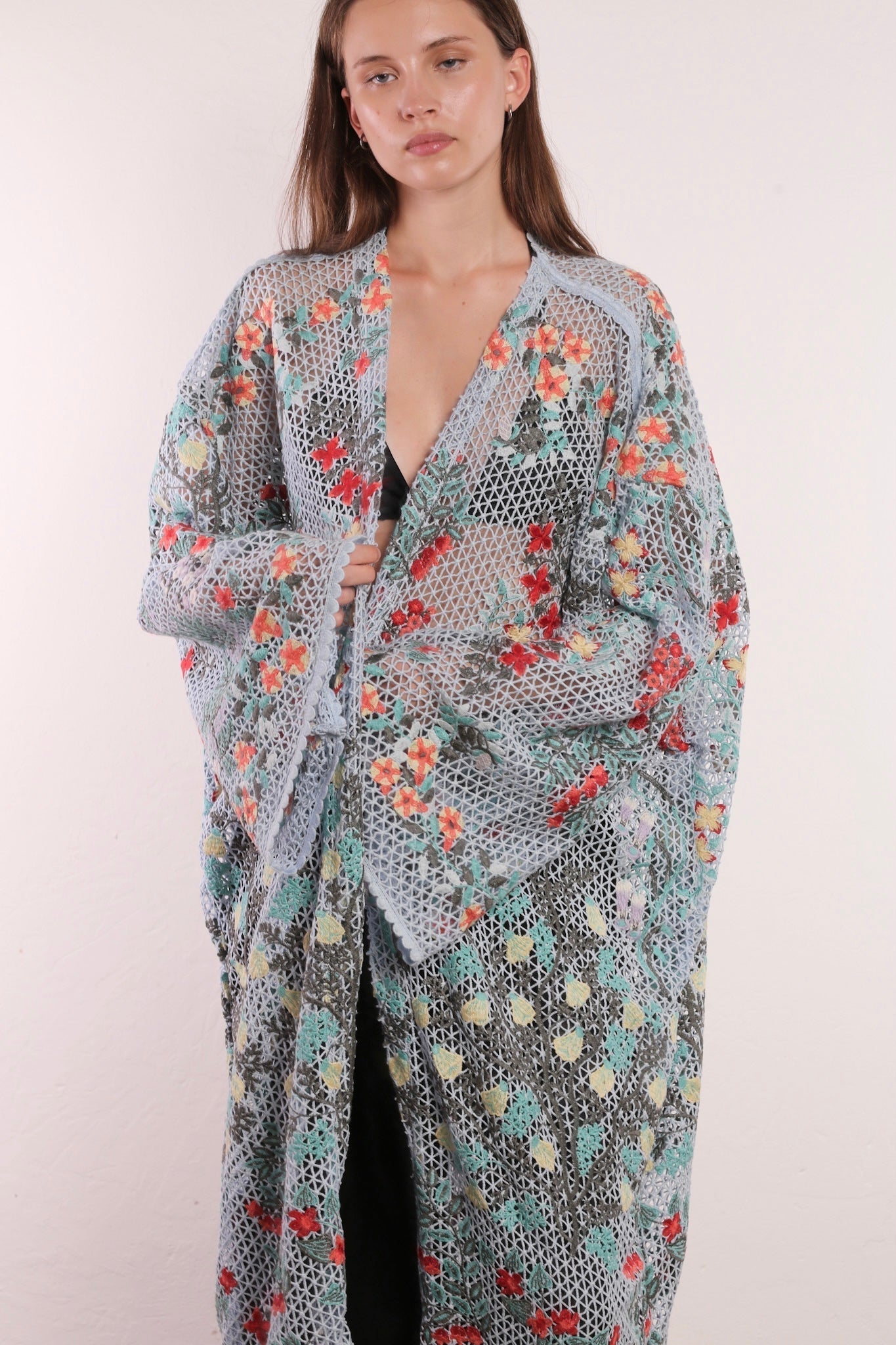 FLOWER COMB LIGHT BLUE COLOR KIMONO - MOMO STUDIO BERLIN - Berlin Concept Store - sustainable & ethical fashion