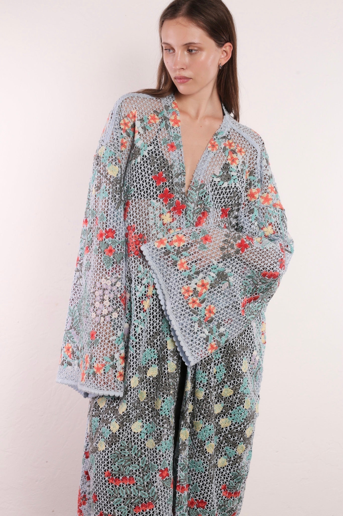 FLOWER COMB LIGHT BLUE COLOR KIMONO - MOMO STUDIO BERLIN - Berlin Concept Store - sustainable & ethical fashion