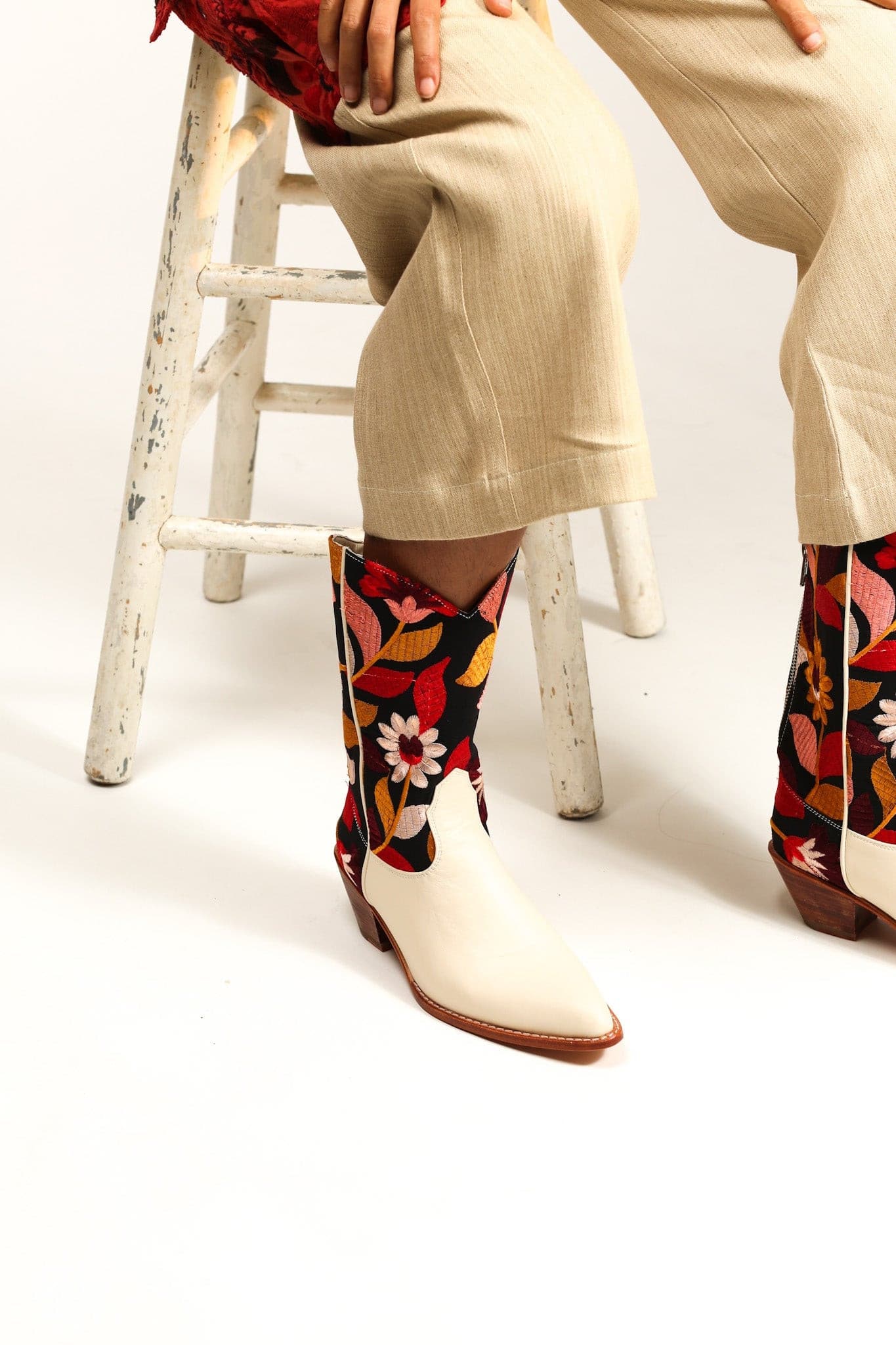 FLOWER EMBROIDERED BOOTS X ANTHROPOLOGIE - MOMO STUDIO BERLIN - Berlin Concept Store - sustainable & ethical fashion