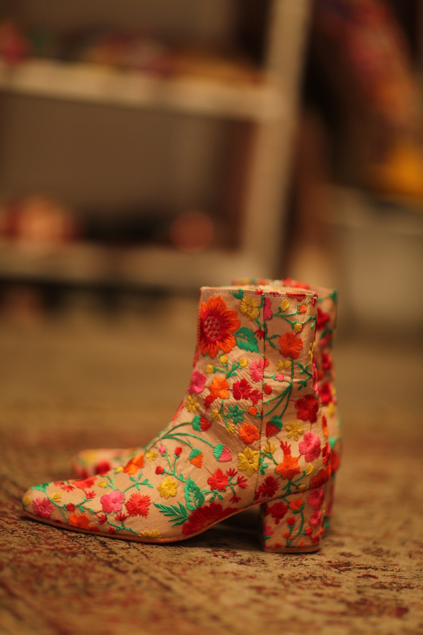 FLOWER EMBROIDERED SILK BOOTS NIKIO - MOMO STUDIO BERLIN - Berlin Concept Store - sustainable & ethical fashion
