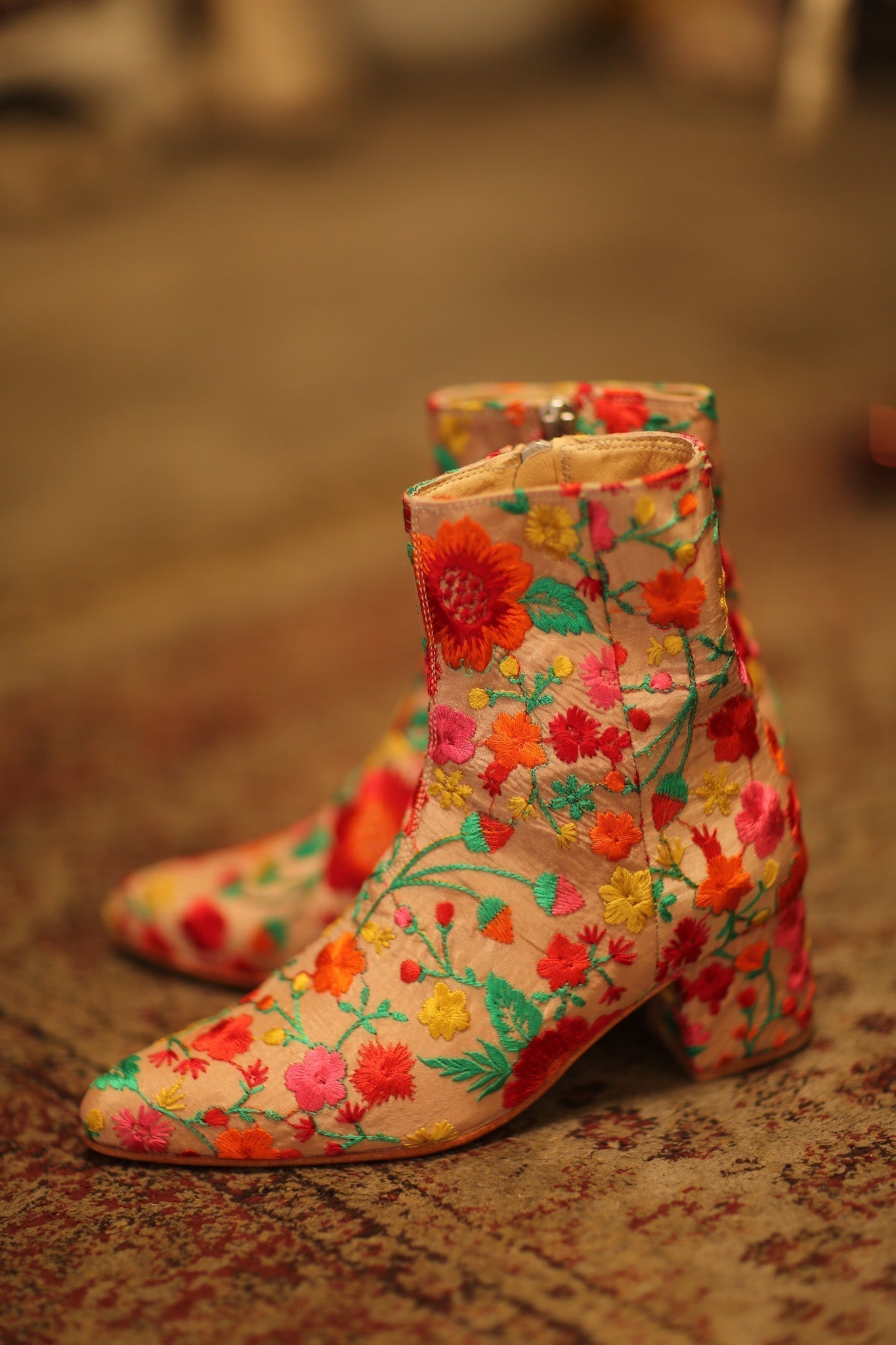 FLOWER EMBROIDERED SILK BOOTS NIKIO - MOMO STUDIO BERLIN - Berlin Concept Store - sustainable & ethical fashion