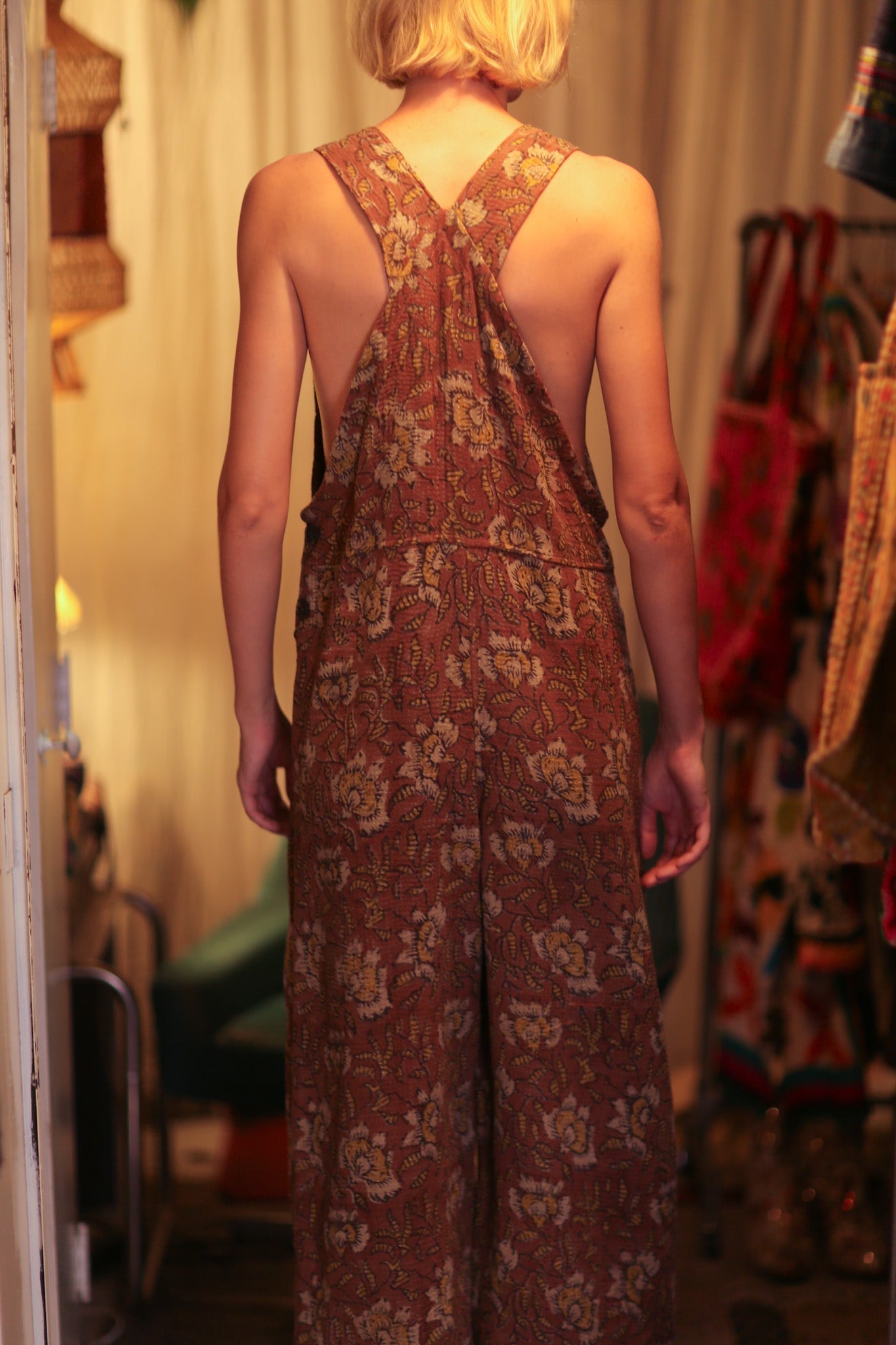 FREYA EMBROIDERED KANTHA BROWN FLORAL - MOMO STUDIO BERLIN - Berlin Concept Store - sustainable & ethical fashion