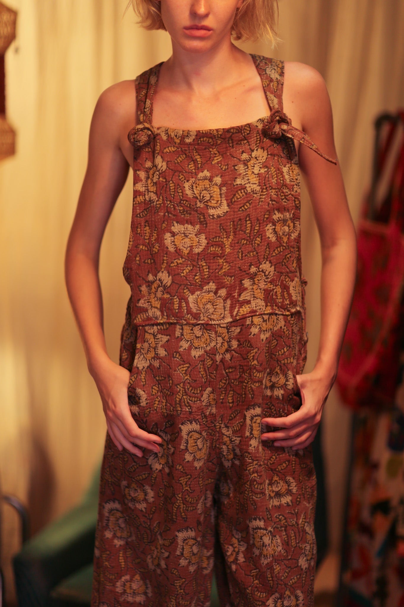 FREYA EMBROIDERED KANTHA BROWN FLORAL - MOMO STUDIO BERLIN - Berlin Concept Store - sustainable & ethical fashion