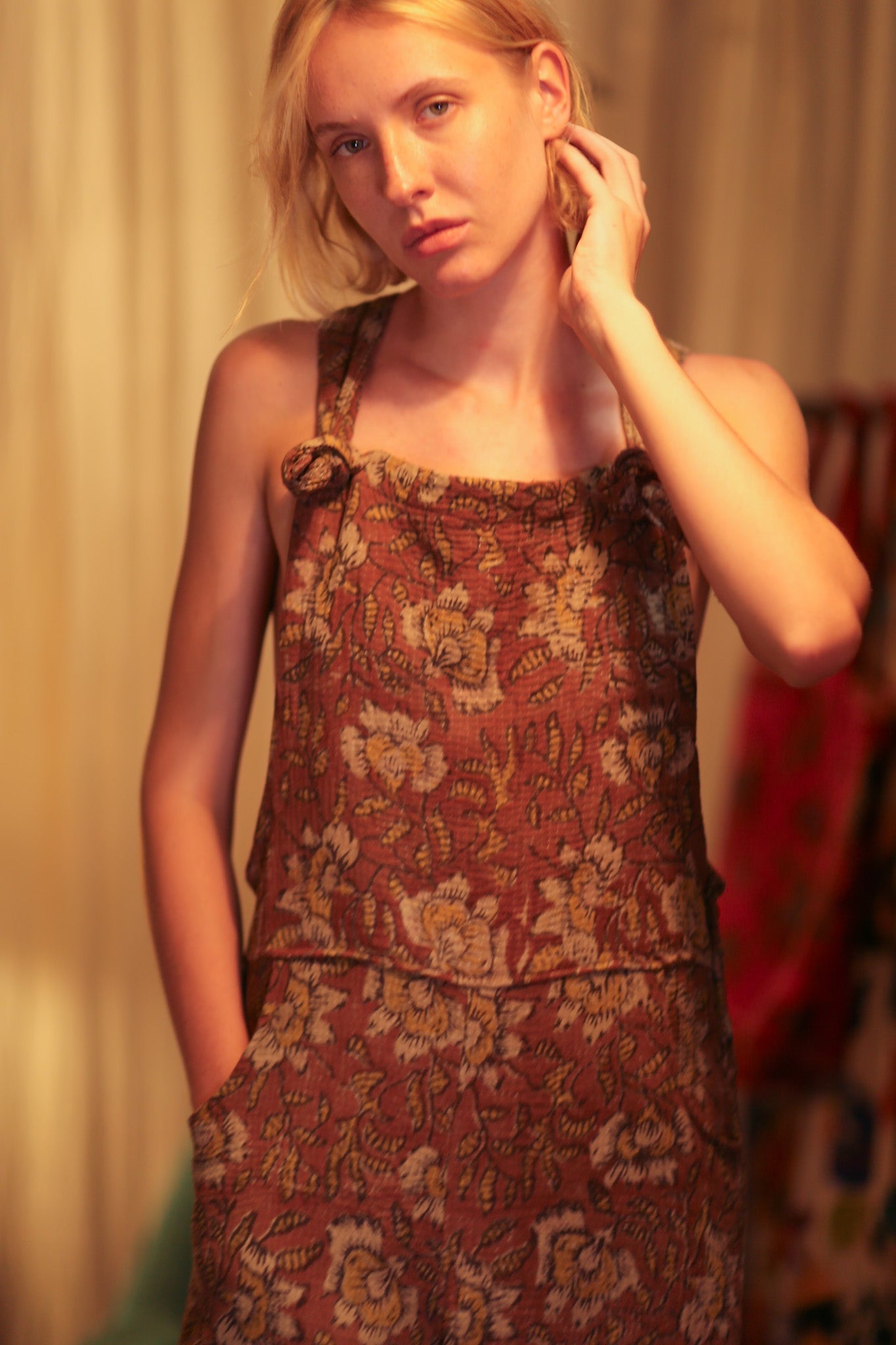 FREYA EMBROIDERED KANTHA BROWN FLORAL - MOMO STUDIO BERLIN - Berlin Concept Store - sustainable & ethical fashion