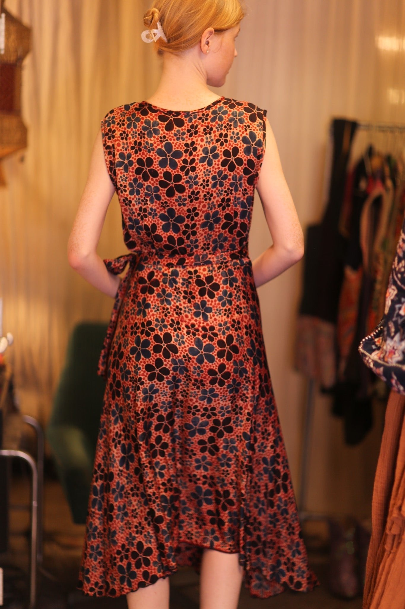 GABRIELE WRAP SILK DRESS PLUMERIA - MOMO STUDIO BERLIN - Berlin Concept Store - sustainable & ethical fashion