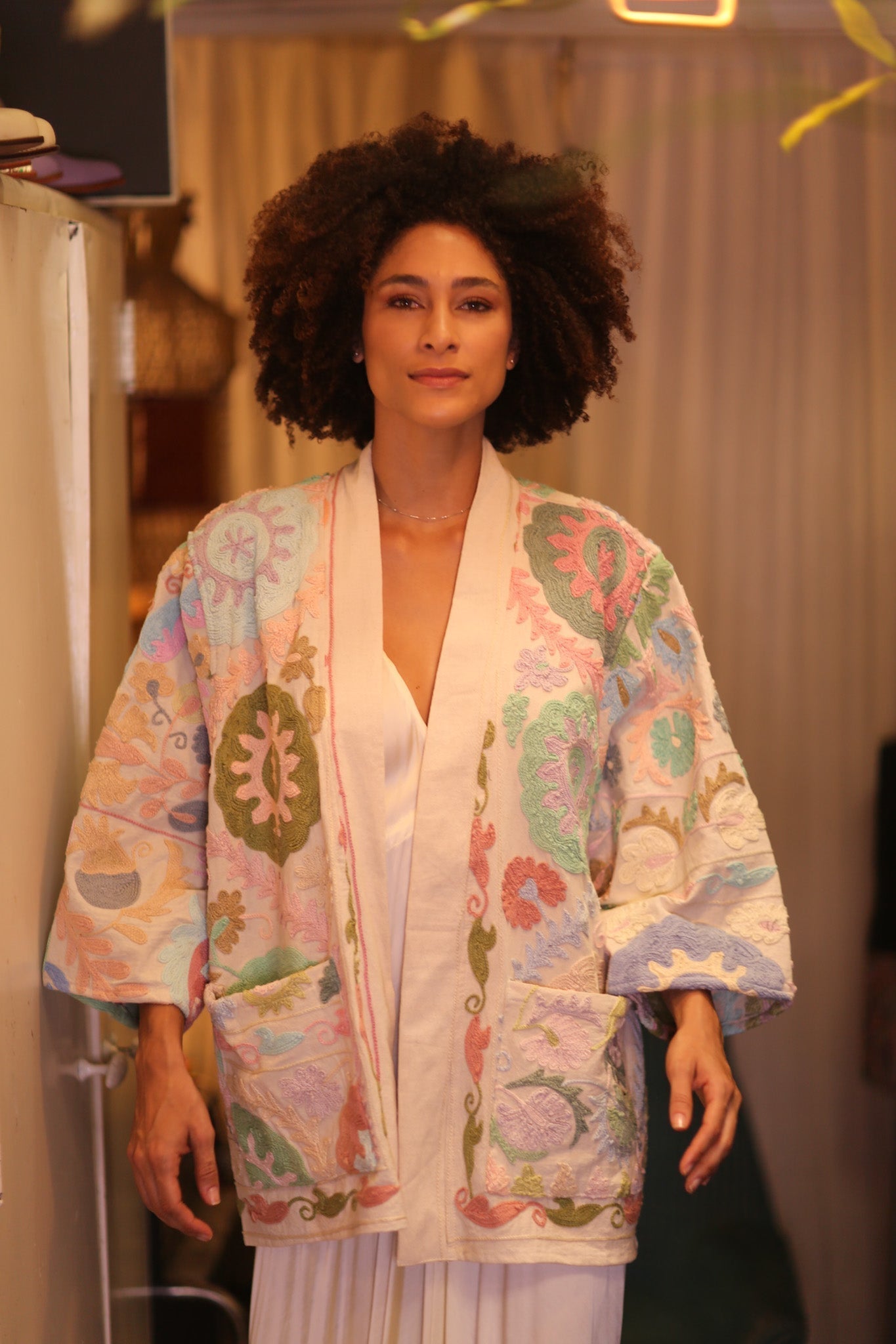 GINEVRA EMBROIDERED SUZANI KIMONO MONTY COCO - MOMO STUDIO BERLIN - Berlin Concept Store - sustainable & ethical fashion