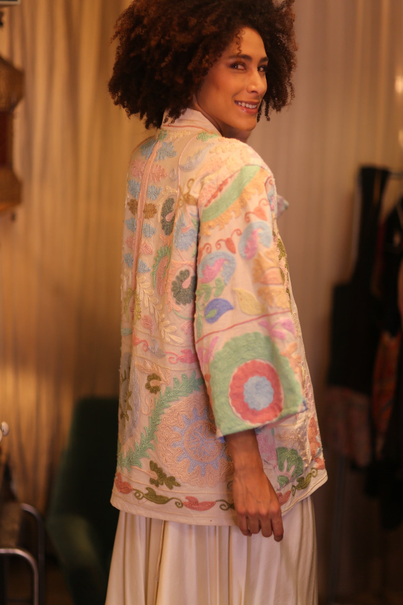 GINEVRA EMBROIDERED SUZANI KIMONO MONTY COCO - MOMO STUDIO BERLIN - Berlin Concept Store - sustainable & ethical fashion