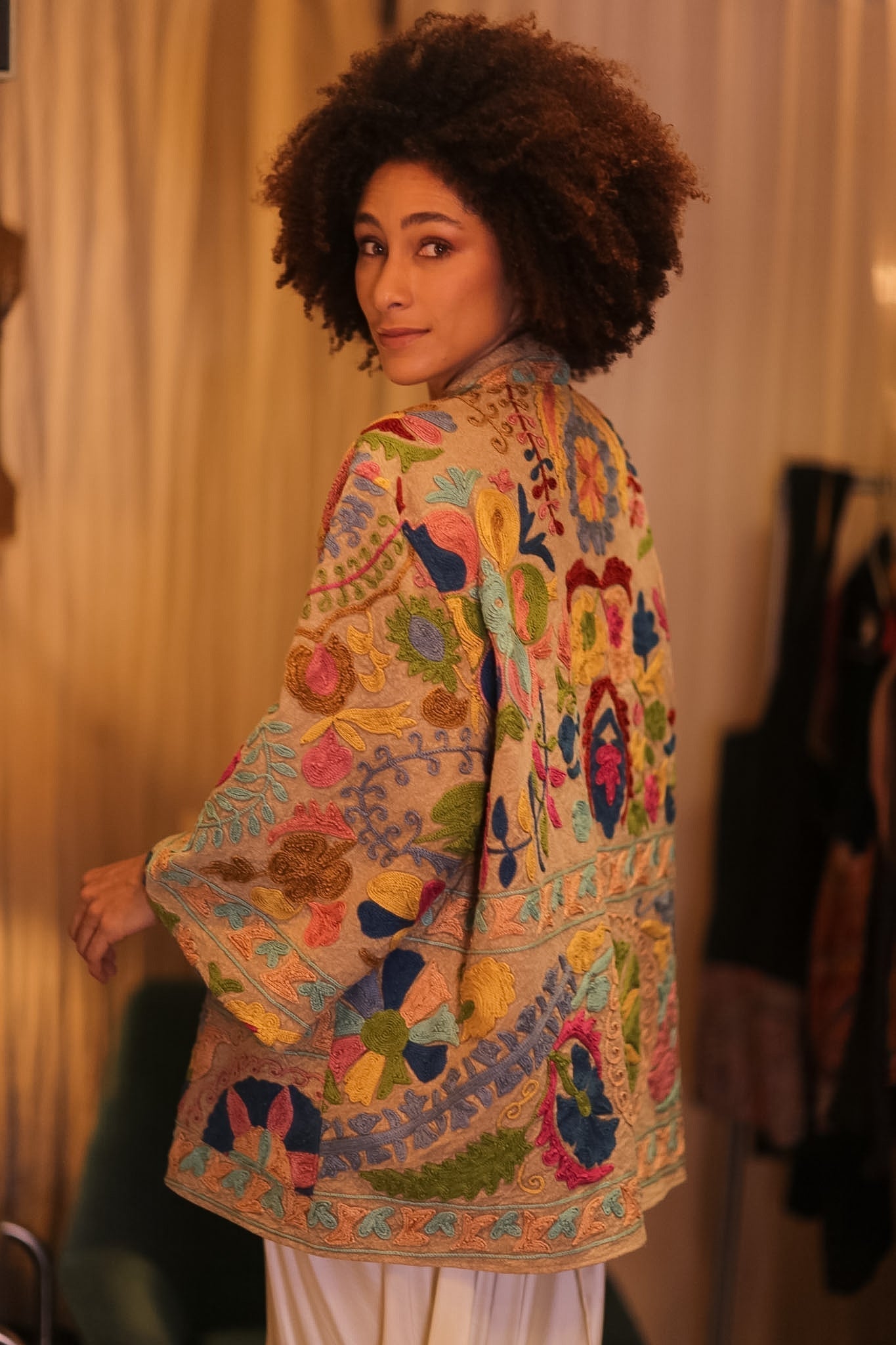 GINEVRA EMBROIDERED SUZANI KIMONO MONTY ENCANTO - MOMO STUDIO BERLIN - Berlin Concept Store - sustainable & ethical fashion