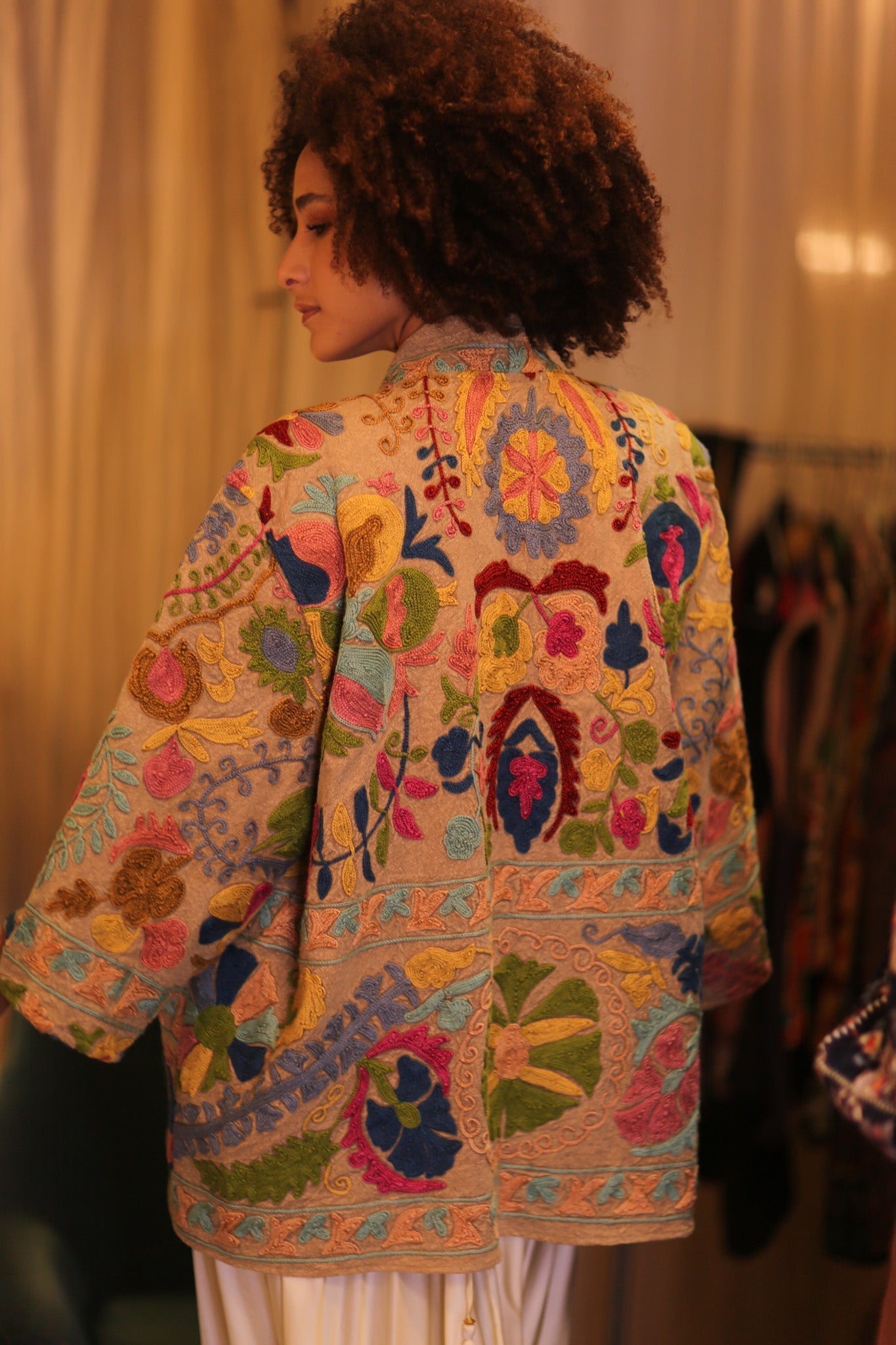 GINEVRA EMBROIDERED SUZANI KIMONO MONTY ENCANTO - MOMO STUDIO BERLIN - Berlin Concept Store - sustainable & ethical fashion