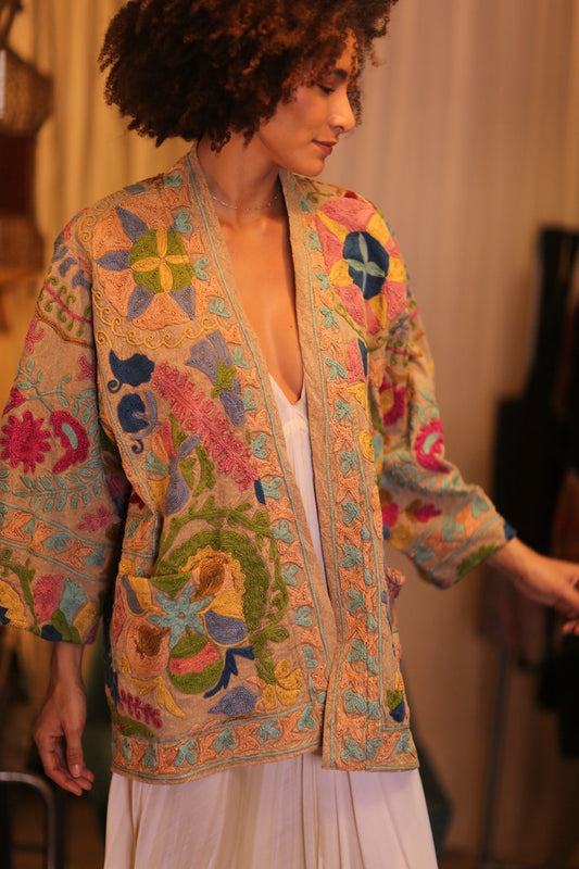 GINEVRA EMBROIDERED SUZANI KIMONO MONTY ENCANTO - MOMO STUDIO BERLIN - Berlin Concept Store - sustainable & ethical fashion
