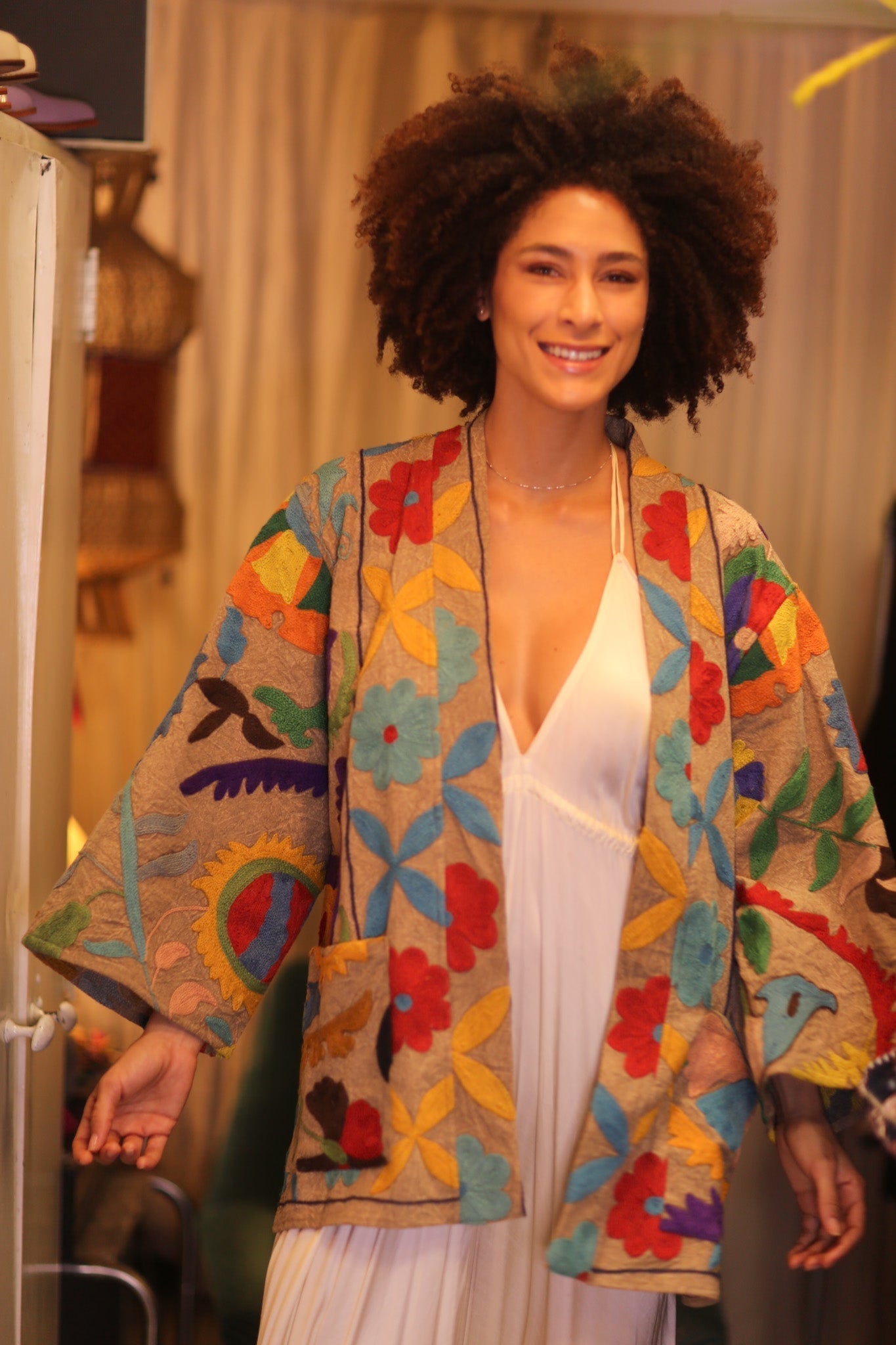 GINEVRA EMBROIDERED SUZANI KIMONO MONTY ENCHANTED - MOMO STUDIO BERLIN - Berlin Concept Store - sustainable & ethical fashion