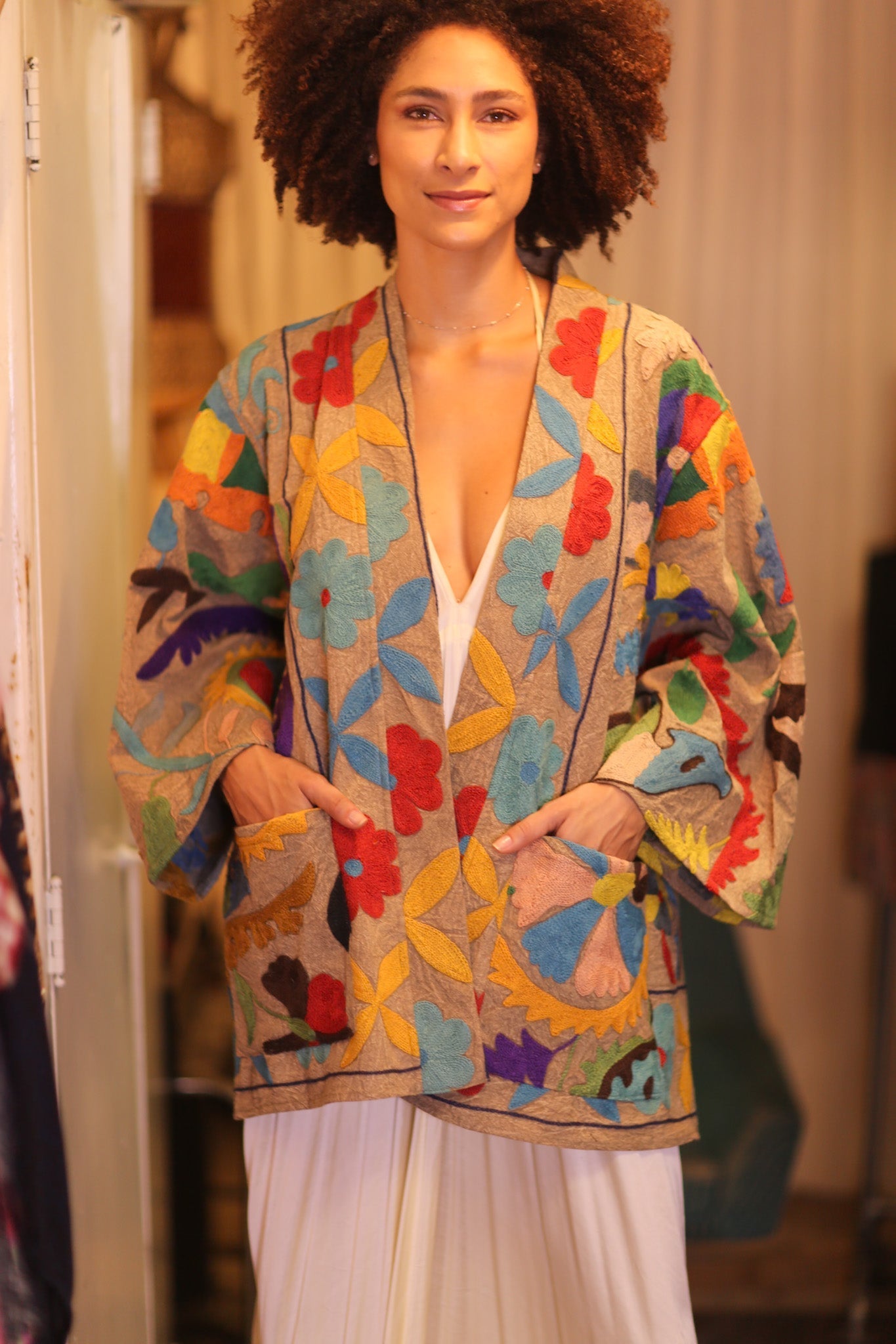 GINEVRA EMBROIDERED SUZANI KIMONO MONTY ENCHANTED - MOMO STUDIO BERLIN - Berlin Concept Store - sustainable & ethical fashion