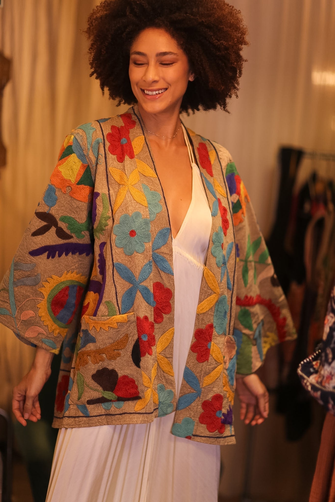 GINEVRA EMBROIDERED SUZANI KIMONO MONTY ENCHANTED - MOMO STUDIO BERLIN - Berlin Concept Store - sustainable & ethical fashion