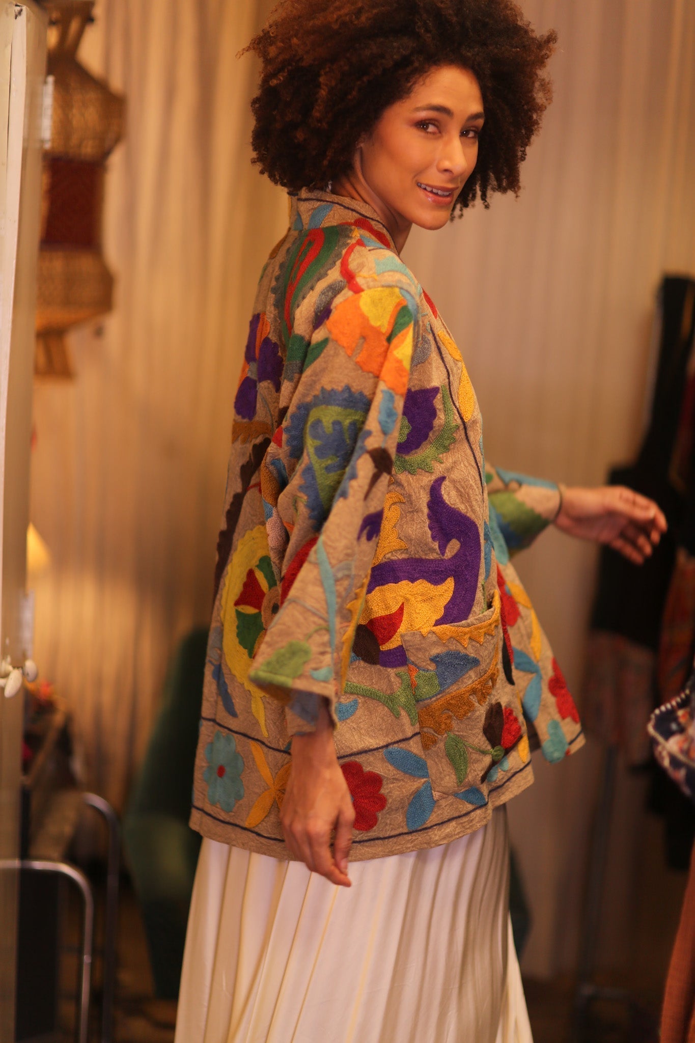 GINEVRA EMBROIDERED SUZANI KIMONO MONTY ENCHANTED - MOMO STUDIO BERLIN - Berlin Concept Store - sustainable & ethical fashion