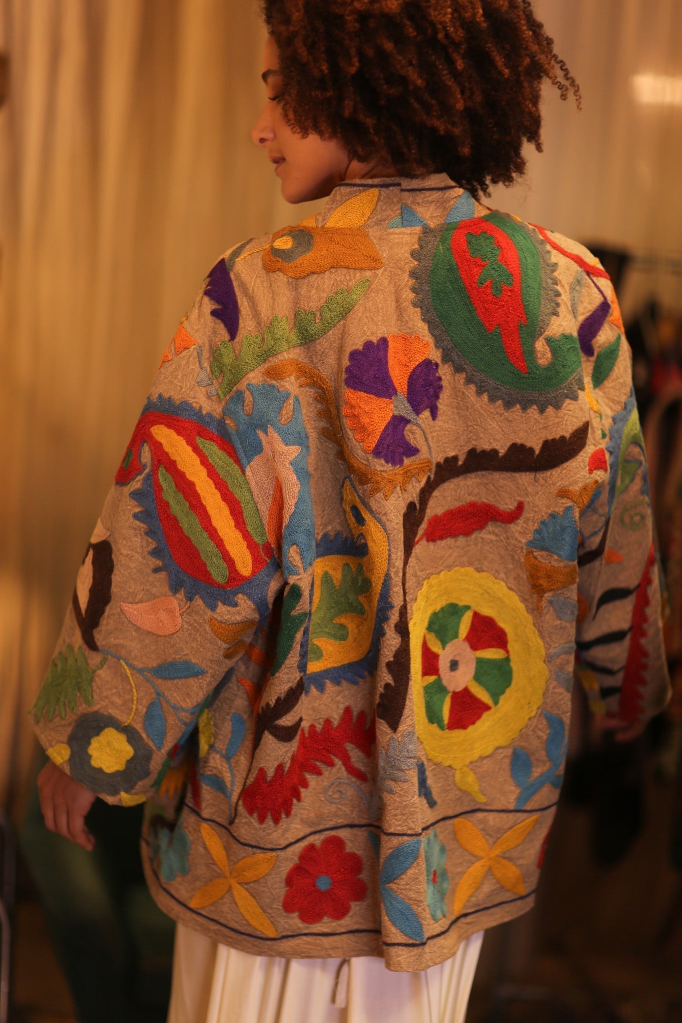 GINEVRA EMBROIDERED SUZANI KIMONO MONTY ENCHANTED - MOMO STUDIO BERLIN - Berlin Concept Store - sustainable & ethical fashion