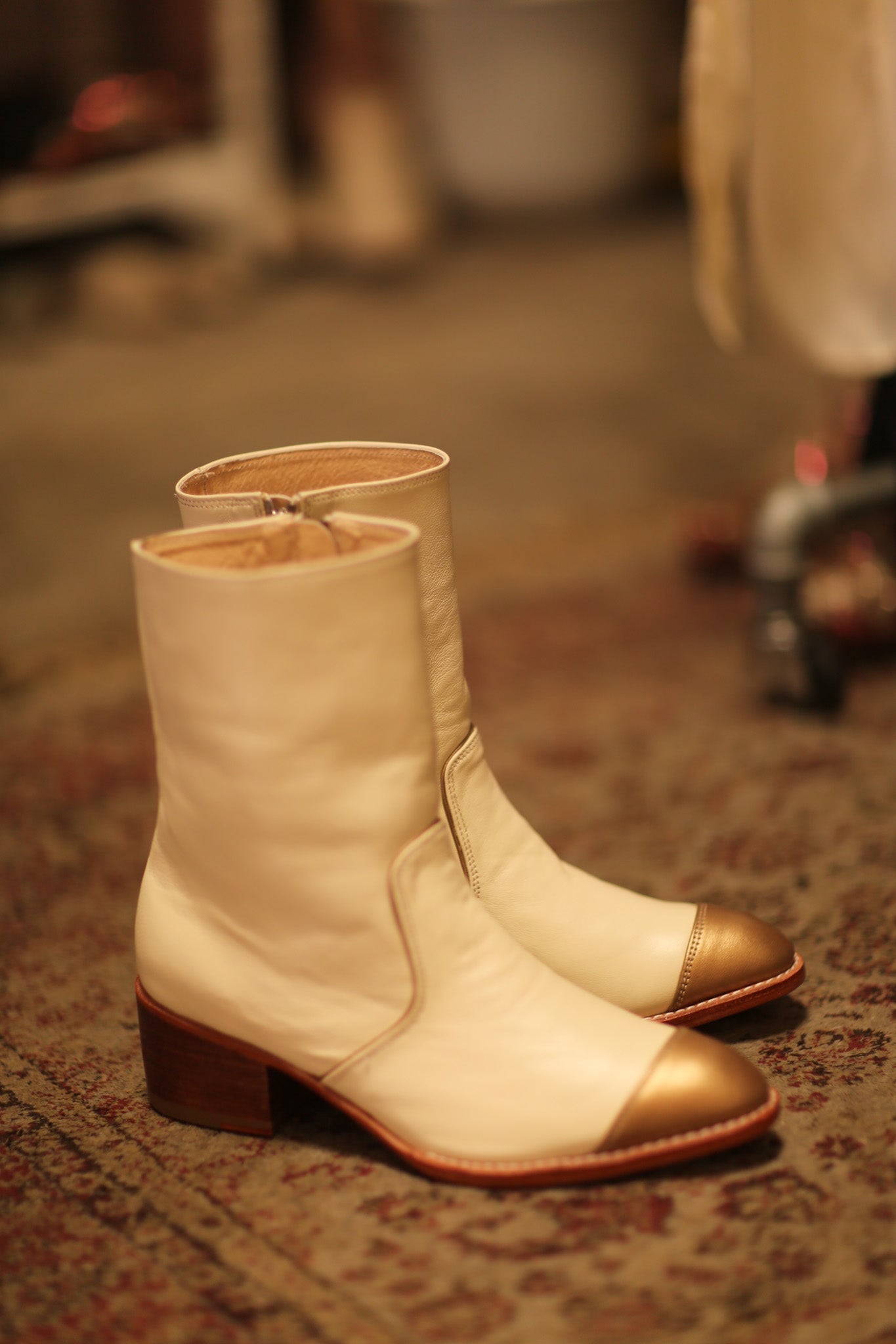 GOLD CAP CREAM BOOTS REYAL - MOMO STUDIO BERLIN - Berlin Concept Store - sustainable & ethical fashion