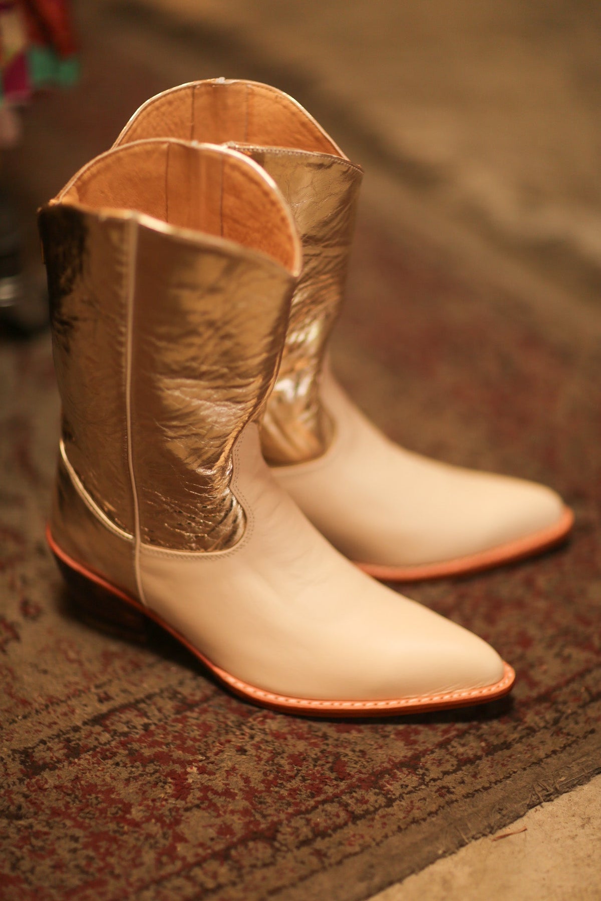 GOLD CREAM WESTERN COWBOY BOOTS WINEA - MOMO STUDIO BERLIN - Berlin Concept Store - sustainable & ethical fashion