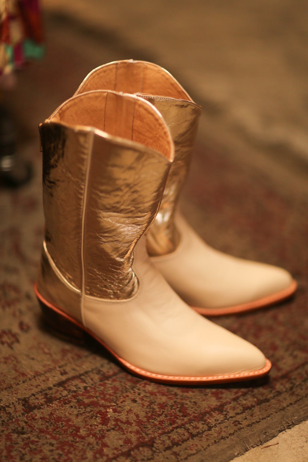 GOLD CREAM WESTERN COWBOY BOOTS WINEA - MOMO STUDIO BERLIN - Berlin Concept Store - sustainable & ethical fashion