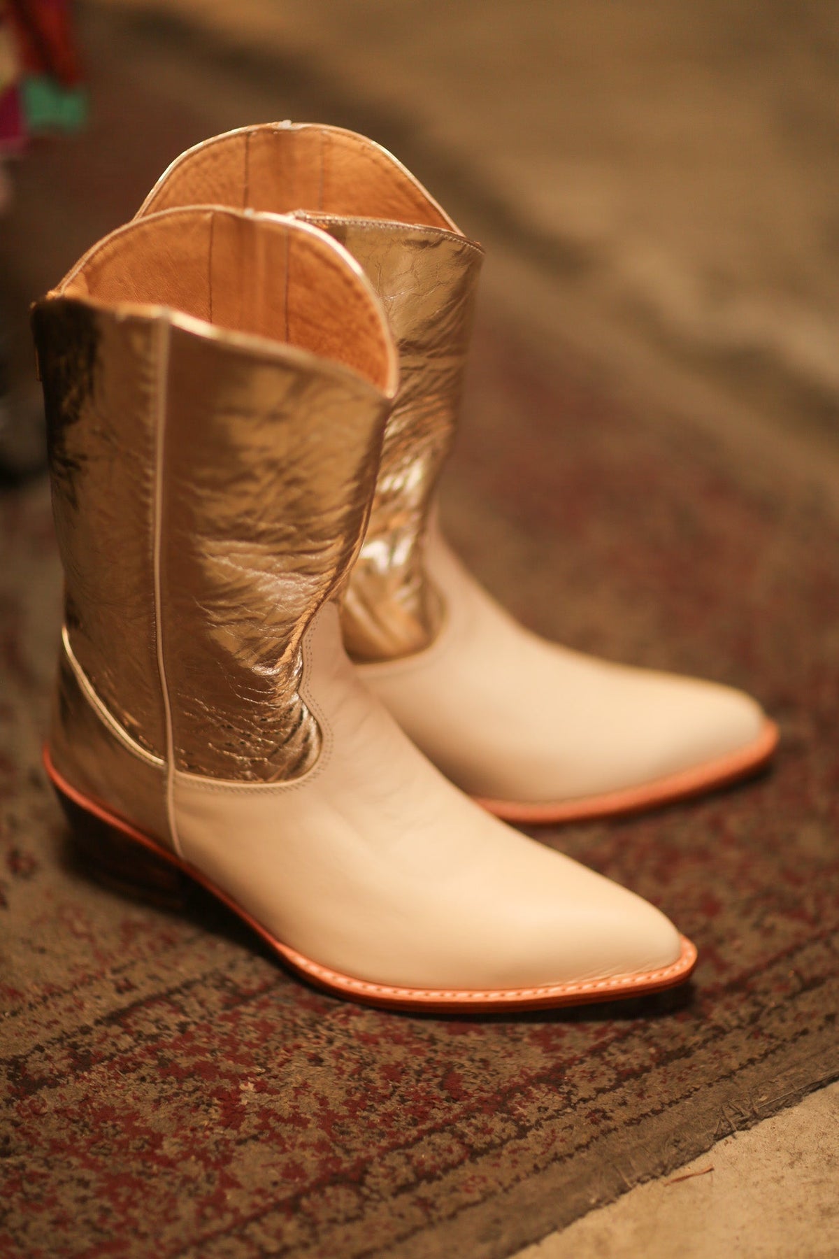 GOLD CREAM WESTERN COWBOY BOOTS WINEA - MOMO STUDIO BERLIN - Berlin Concept Store - sustainable & ethical fashion