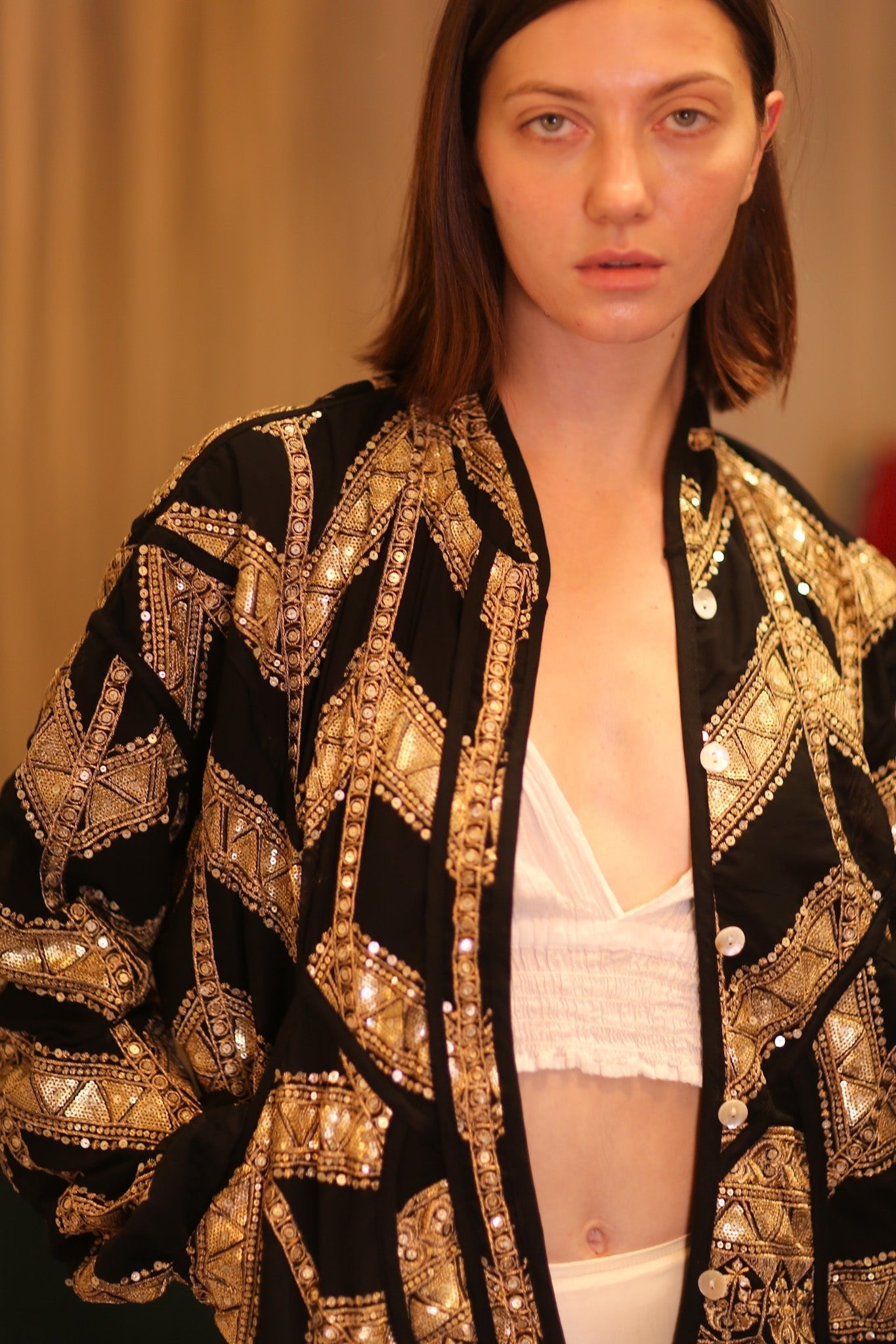 GOLDEN EMBROIDERED SILK JACKET MONAR - MOMO STUDIO BERLIN - Berlin Concept Store - sustainable & ethical fashion