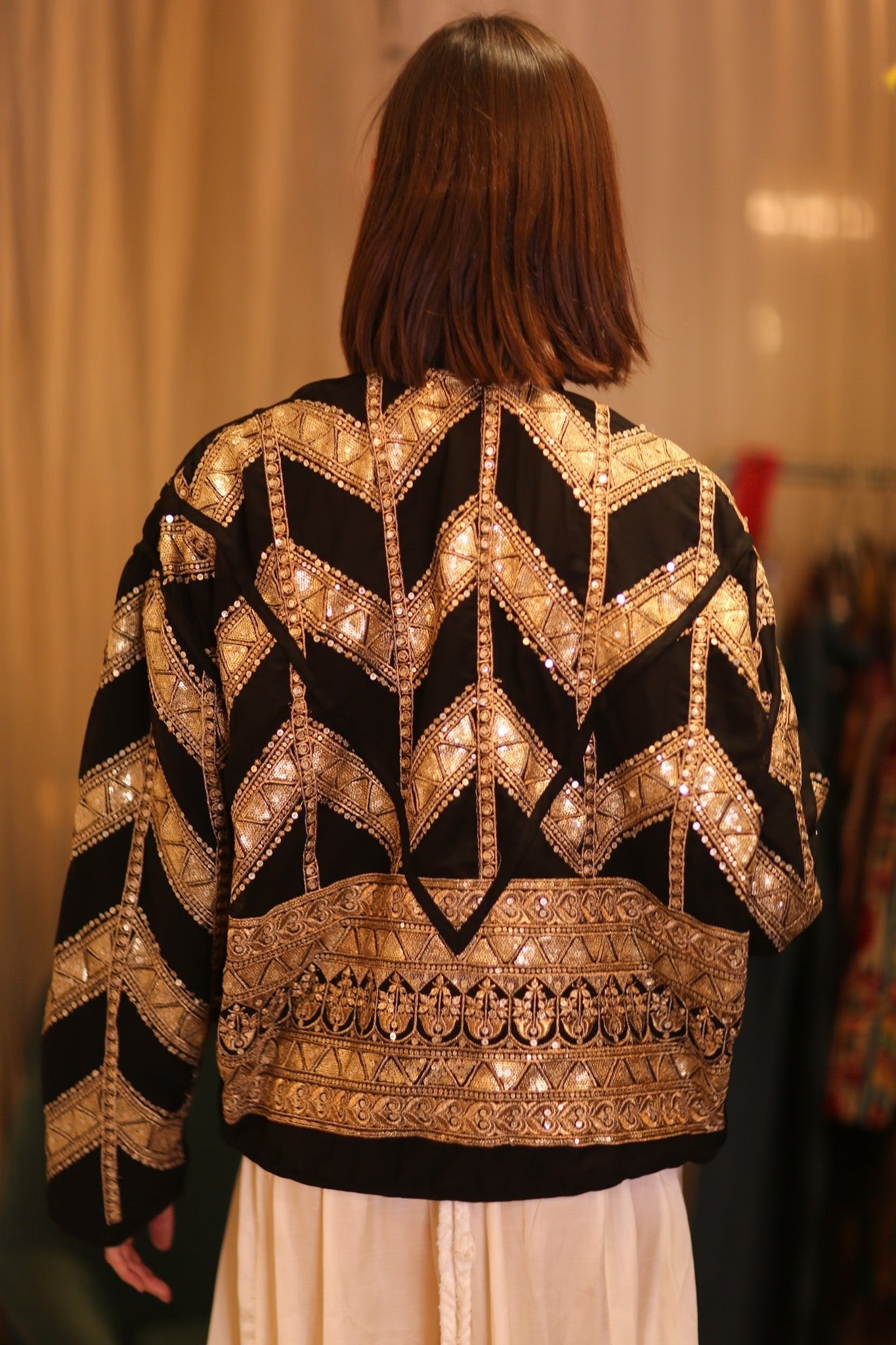 GOLDEN EMBROIDERED SILK JACKET MONAR - MOMO STUDIO BERLIN - Berlin Concept Store - sustainable & ethical fashion