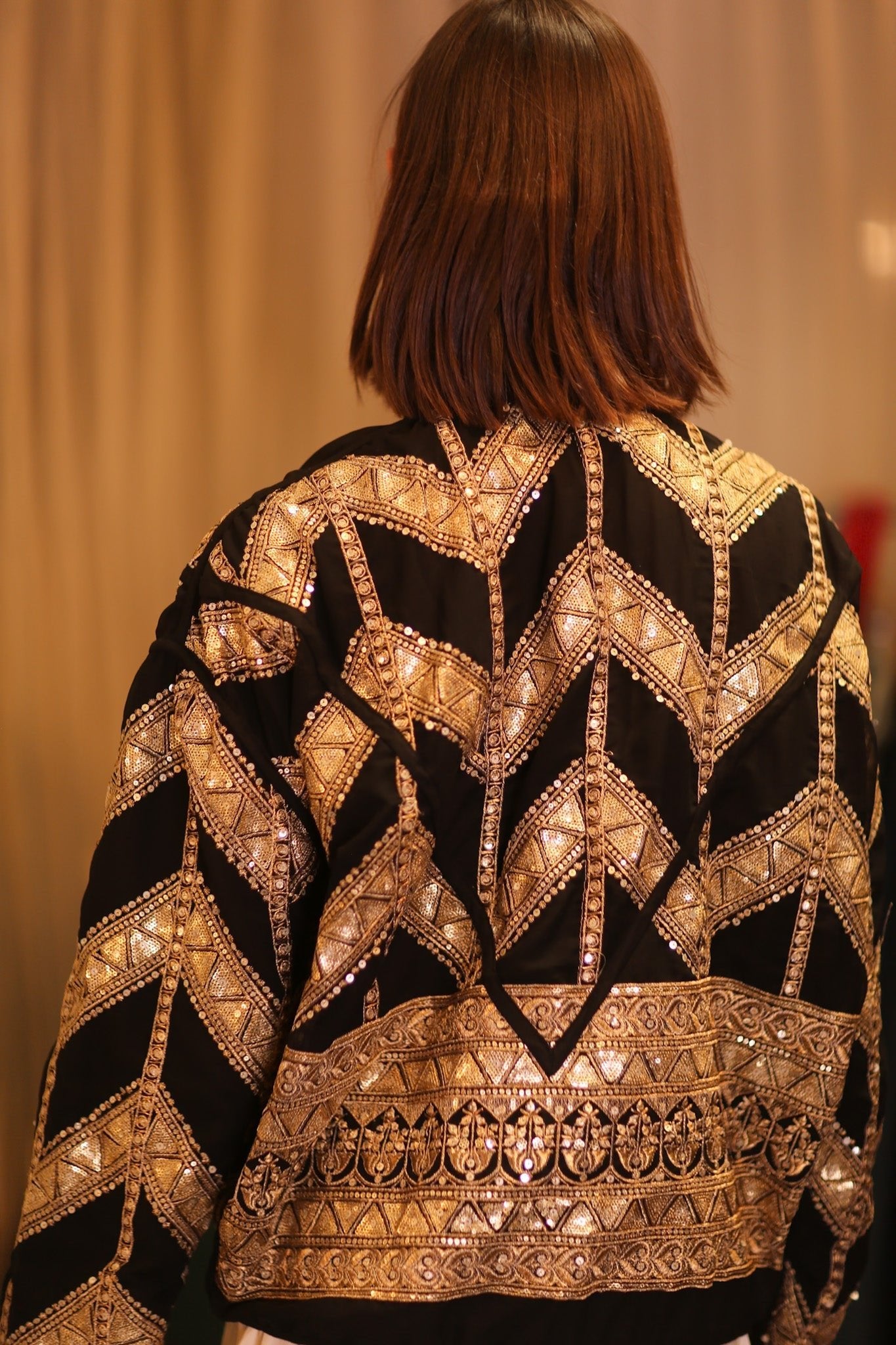 GOLDEN EMBROIDERED SILK JACKET MONAR - MOMO STUDIO BERLIN - Berlin Concept Store - sustainable & ethical fashion