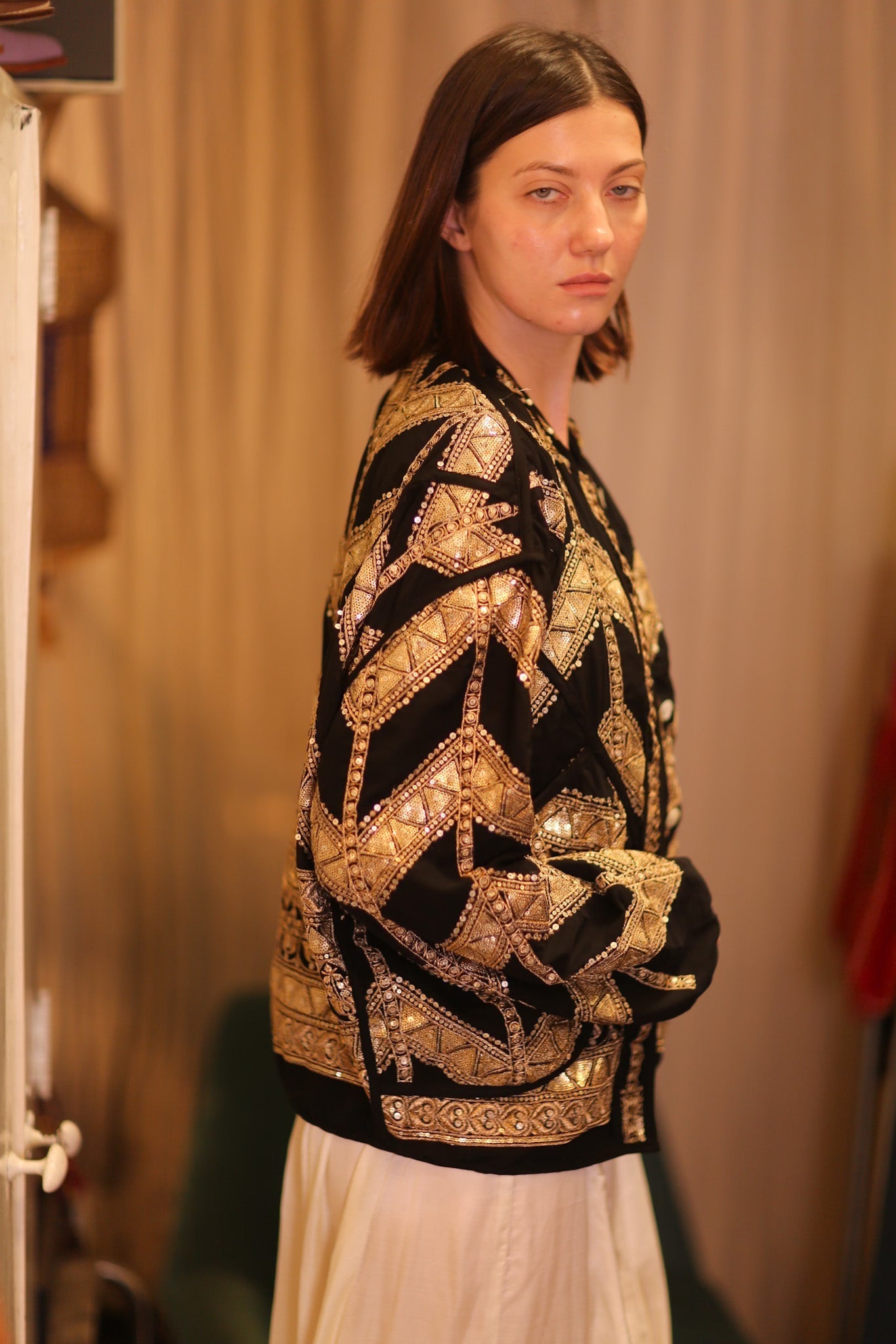GOLDEN EMBROIDERED SILK JACKET MONAR - MOMO STUDIO BERLIN - Berlin Concept Store - sustainable & ethical fashion