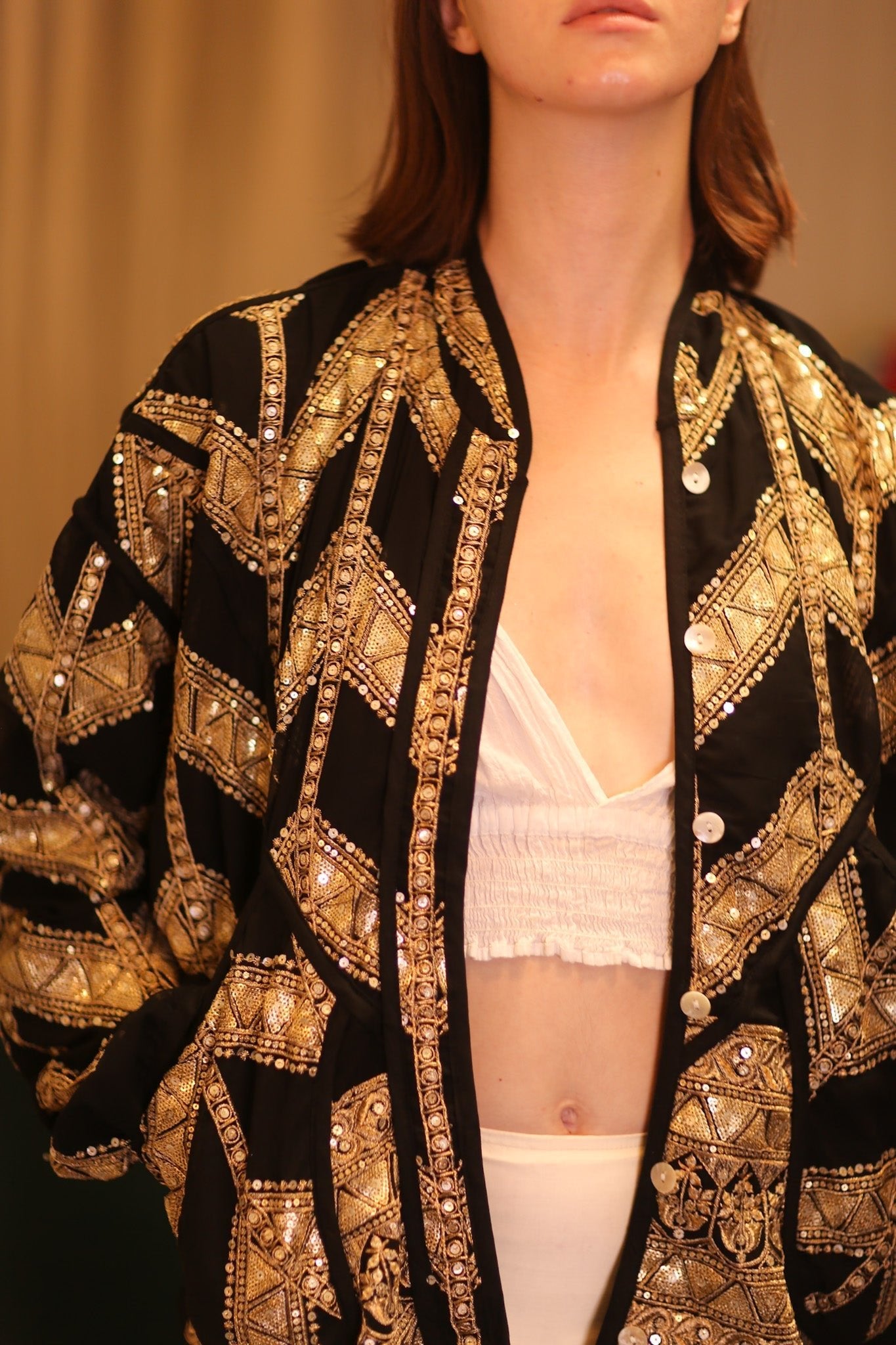 GOLDEN EMBROIDERED SILK JACKET MONAR - MOMO STUDIO BERLIN - Berlin Concept Store - sustainable & ethical fashion