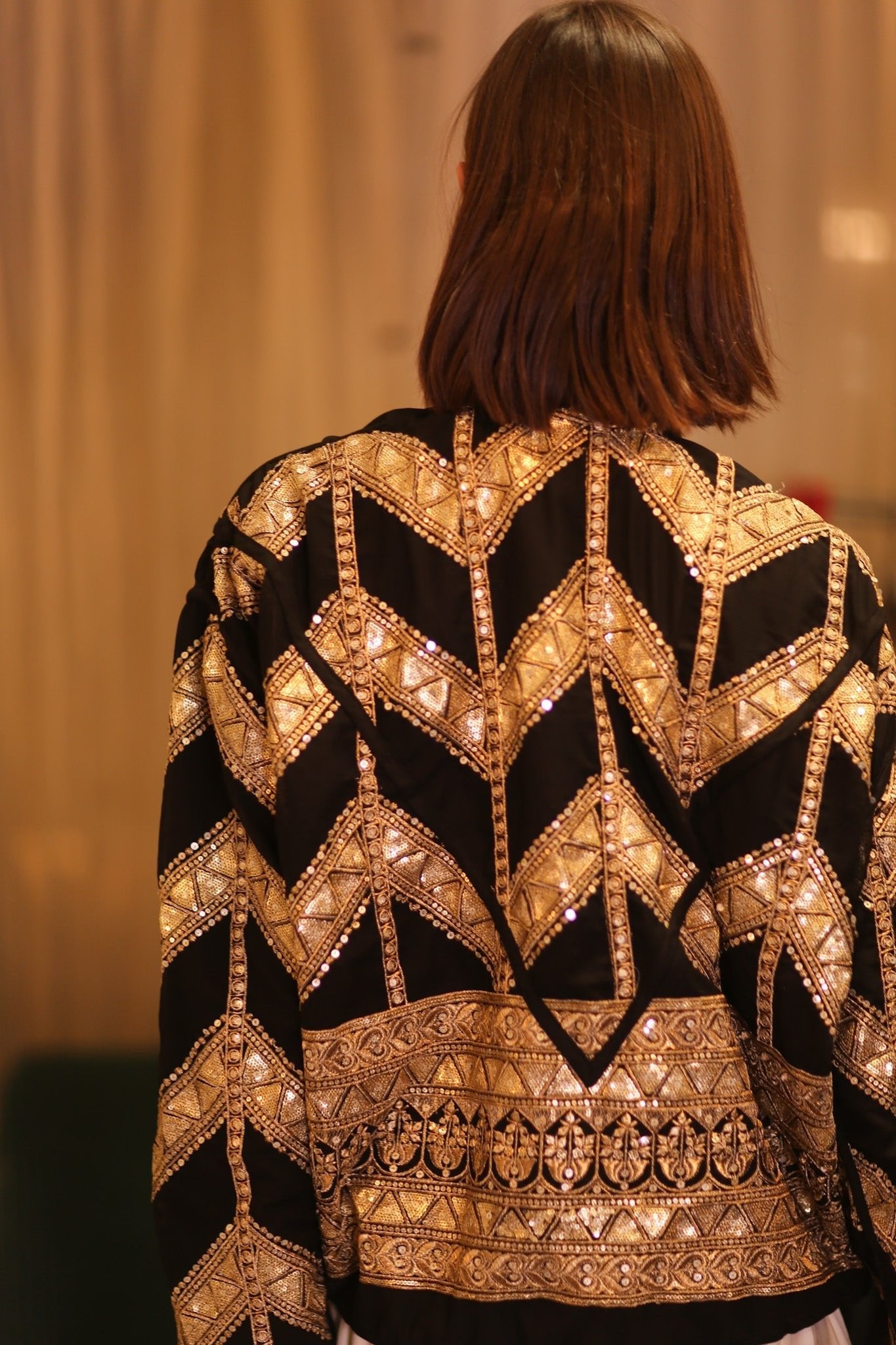 GOLDEN EMBROIDERED SILK JACKET MONAR - MOMO STUDIO BERLIN - Berlin Concept Store - sustainable & ethical fashion