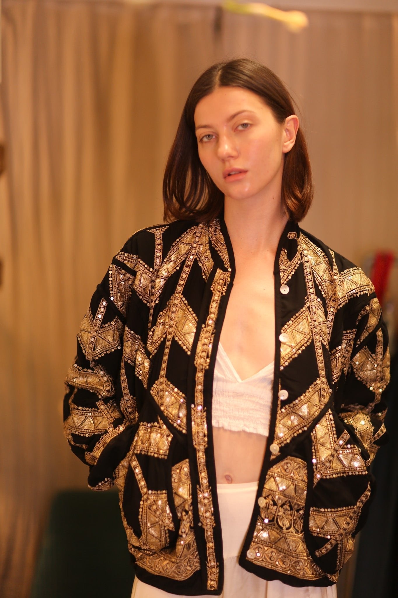 GOLDEN EMBROIDERED SILK JACKET MONAR - MOMO STUDIO BERLIN - Berlin Concept Store - sustainable & ethical fashion
