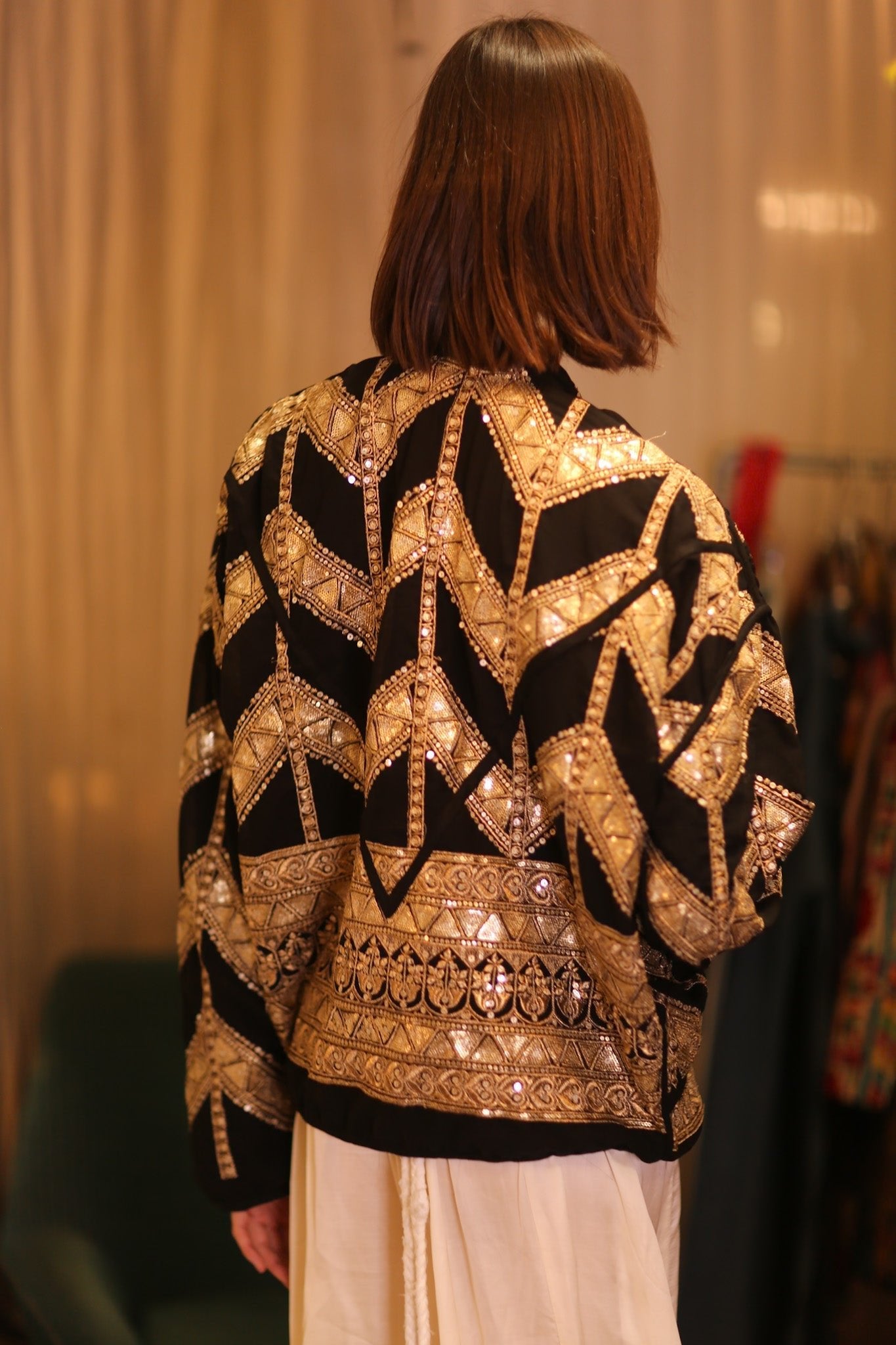 GOLDEN EMBROIDERED SILK JACKET MONAR - MOMO STUDIO BERLIN - Berlin Concept Store - sustainable & ethical fashion