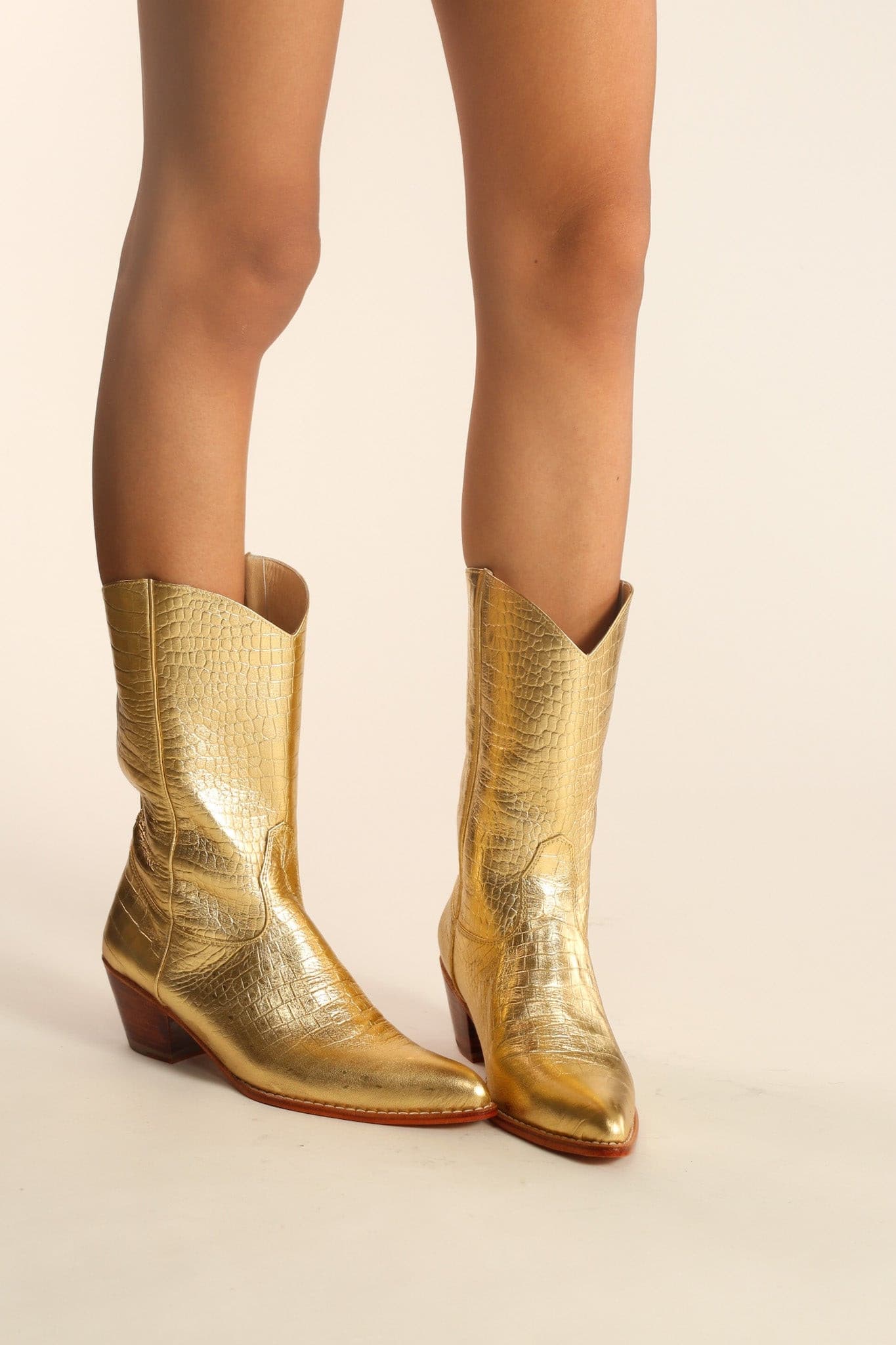 GOLDEN LEATHER WESTERN BOOTS SALA - MOMO STUDIO BERLIN - Berlin Concept Store - sustainable & ethical fashion