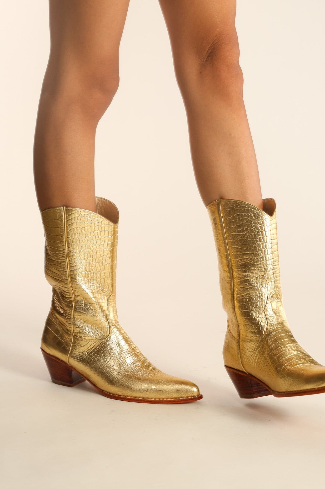 GOLDEN LEATHER WESTERN BOOTS SALA - MOMO STUDIO BERLIN - Berlin Concept Store - sustainable & ethical fashion