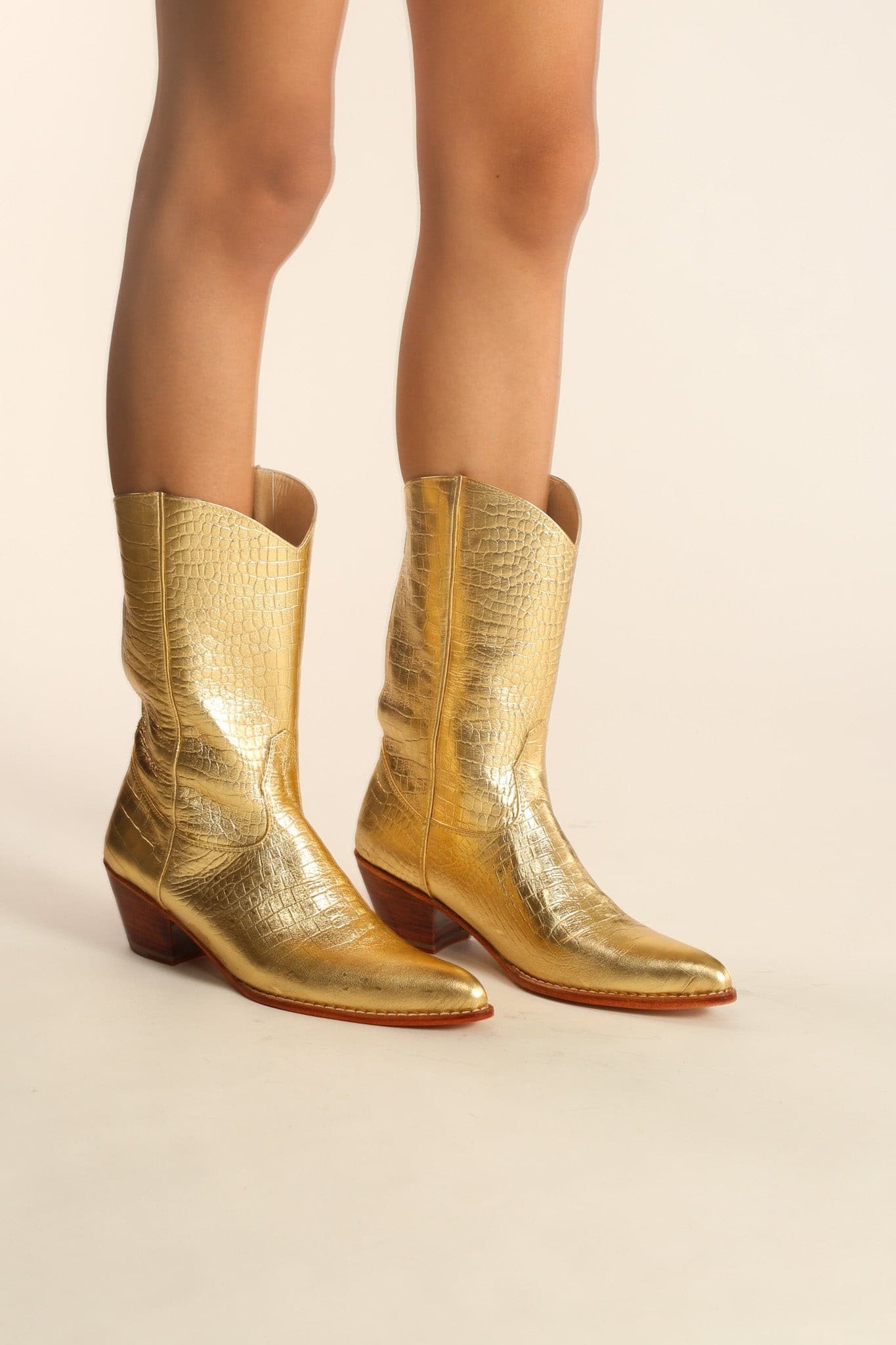 GOLDEN LEATHER WESTERN BOOTS SALA - MOMO STUDIO BERLIN - Berlin Concept Store - sustainable & ethical fashion