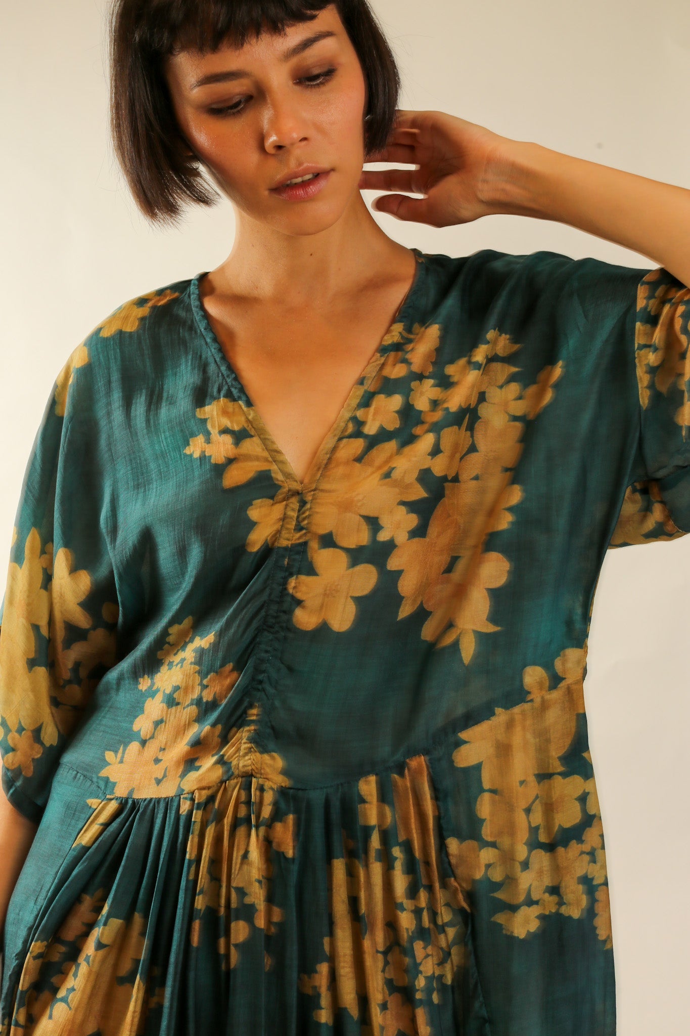 GREEN FLORAL PRINT KAFTAN DRESS GALLERY - MOMO STUDIO BERLIN - Berlin Concept Store - sustainable & ethical fashion