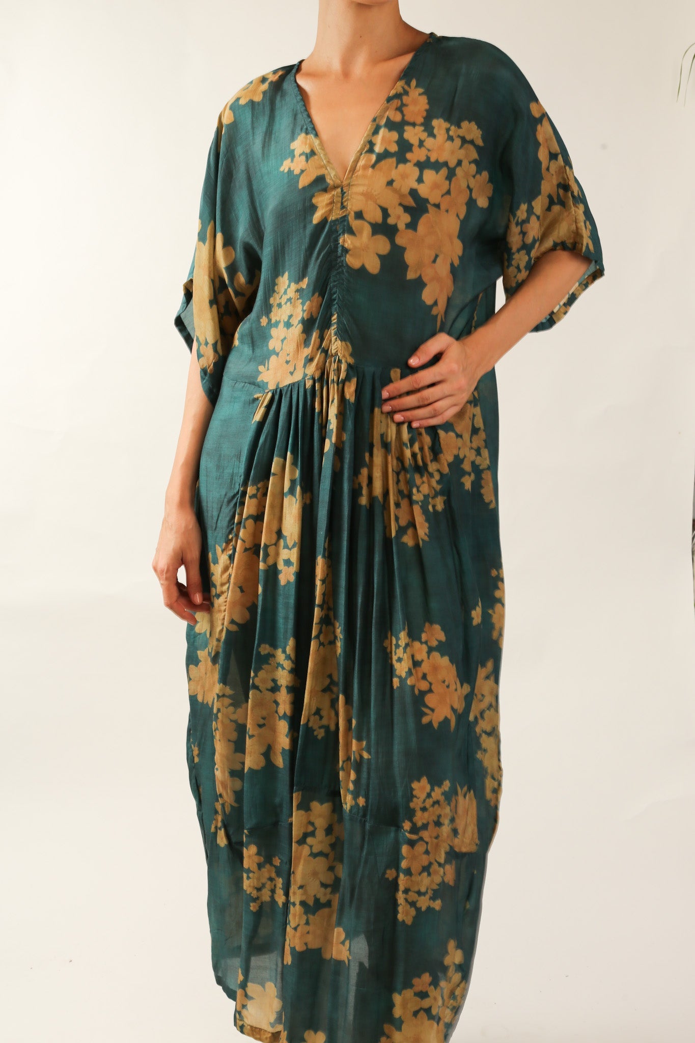 GREEN FLORAL PRINT KAFTAN DRESS GALLERY - MOMO STUDIO BERLIN - Berlin Concept Store - sustainable & ethical fashion