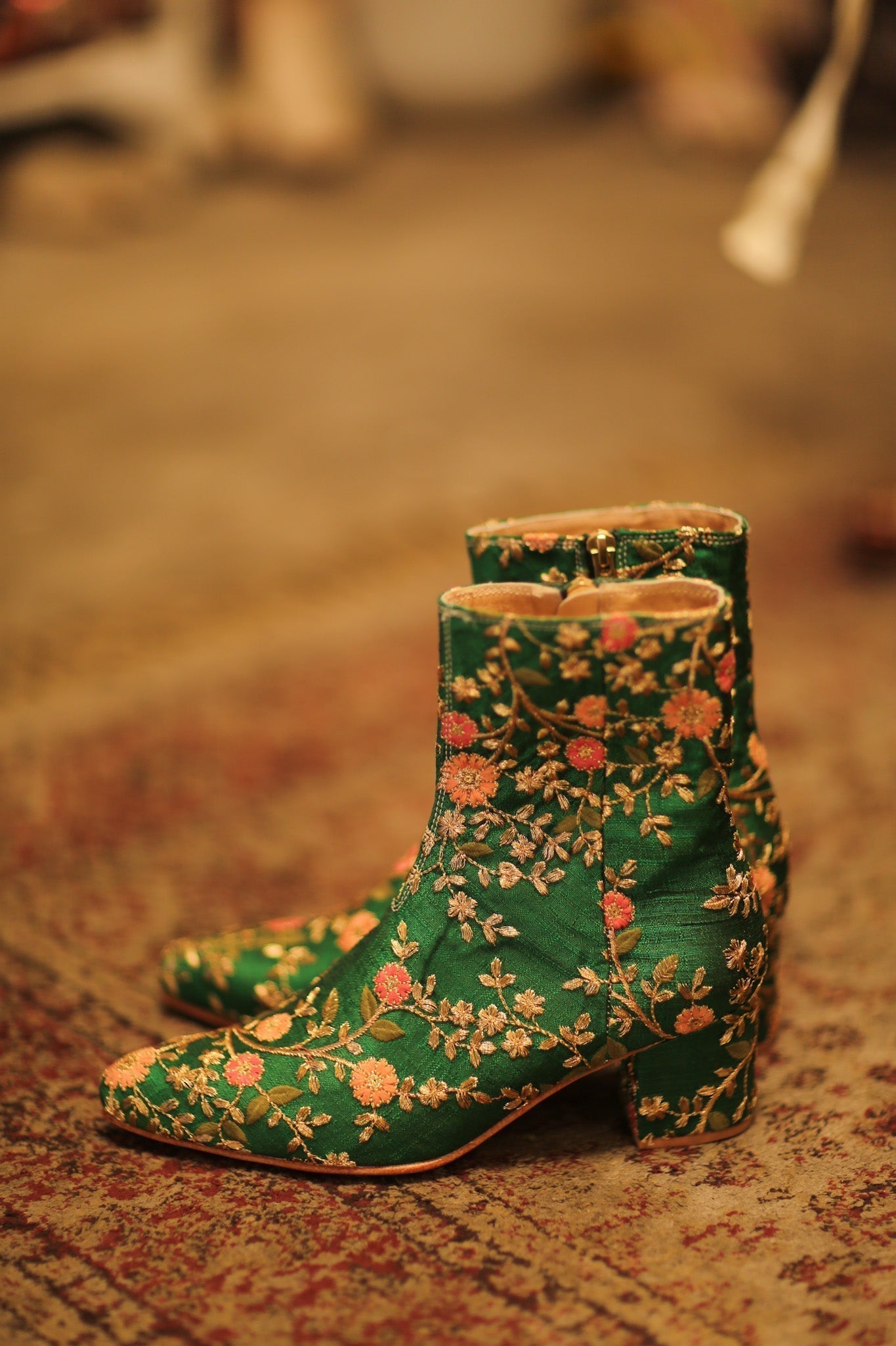 GREEN FLOWER EMBROIDERED SILK BOOTS NIKIO - MOMO STUDIO BERLIN - Berlin Concept Store - sustainable & ethical fashion