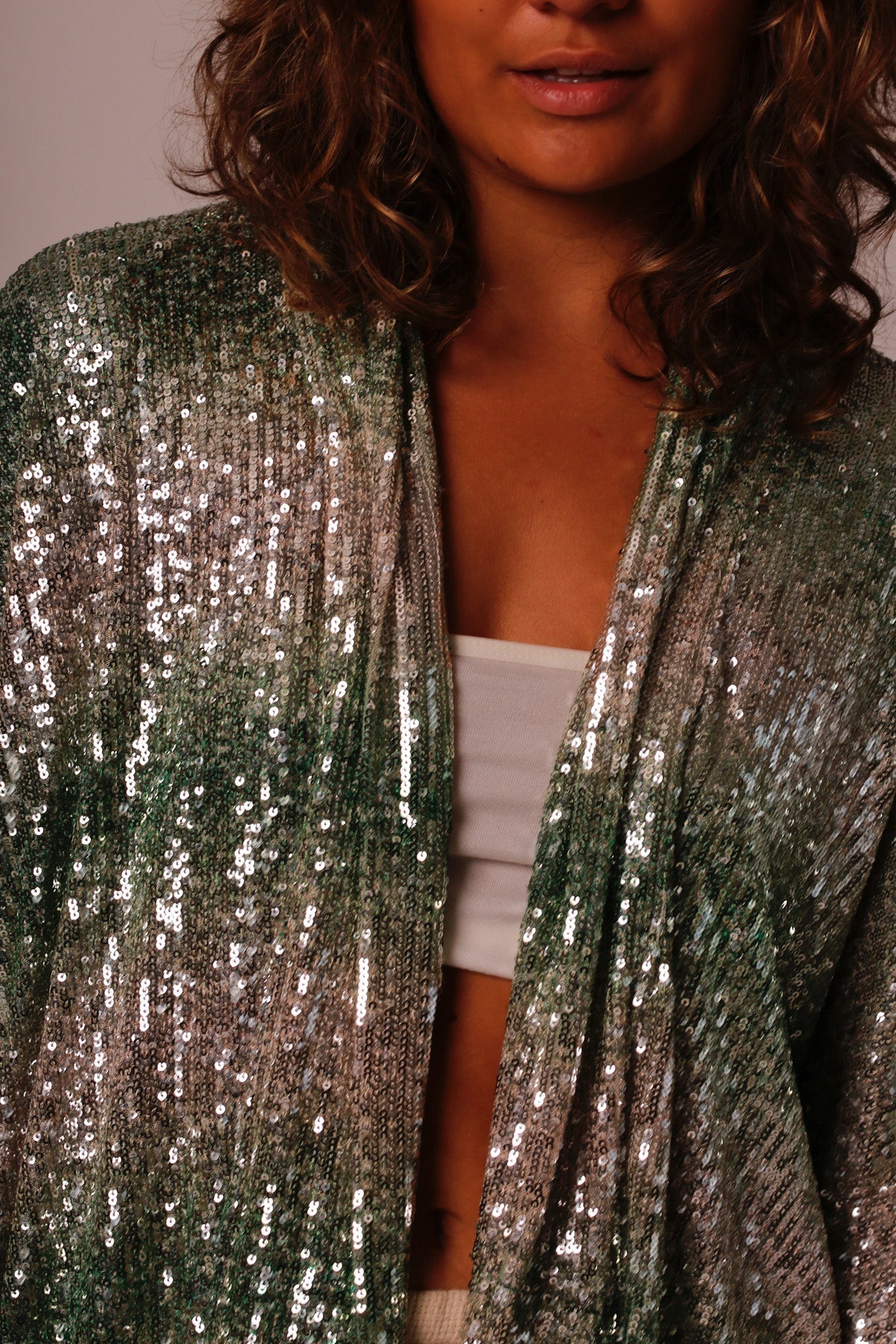 GREEN SEQUIN SHORT KIMONO LUKA - MOMO STUDIO BERLIN - Berlin Concept Store - sustainable & ethical fashion