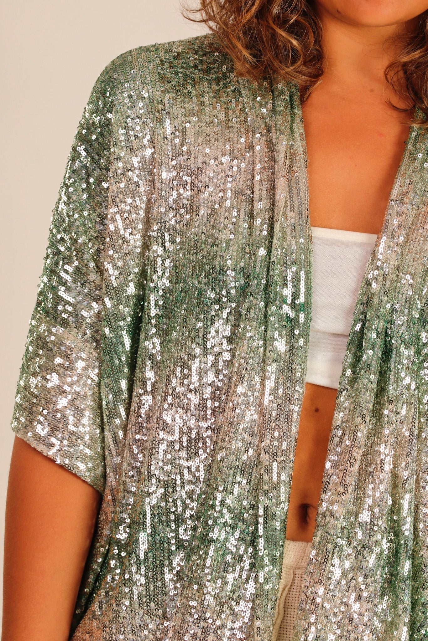 GREEN SEQUIN SHORT KIMONO LUKA - MOMO STUDIO BERLIN - Berlin Concept Store - sustainable & ethical fashion