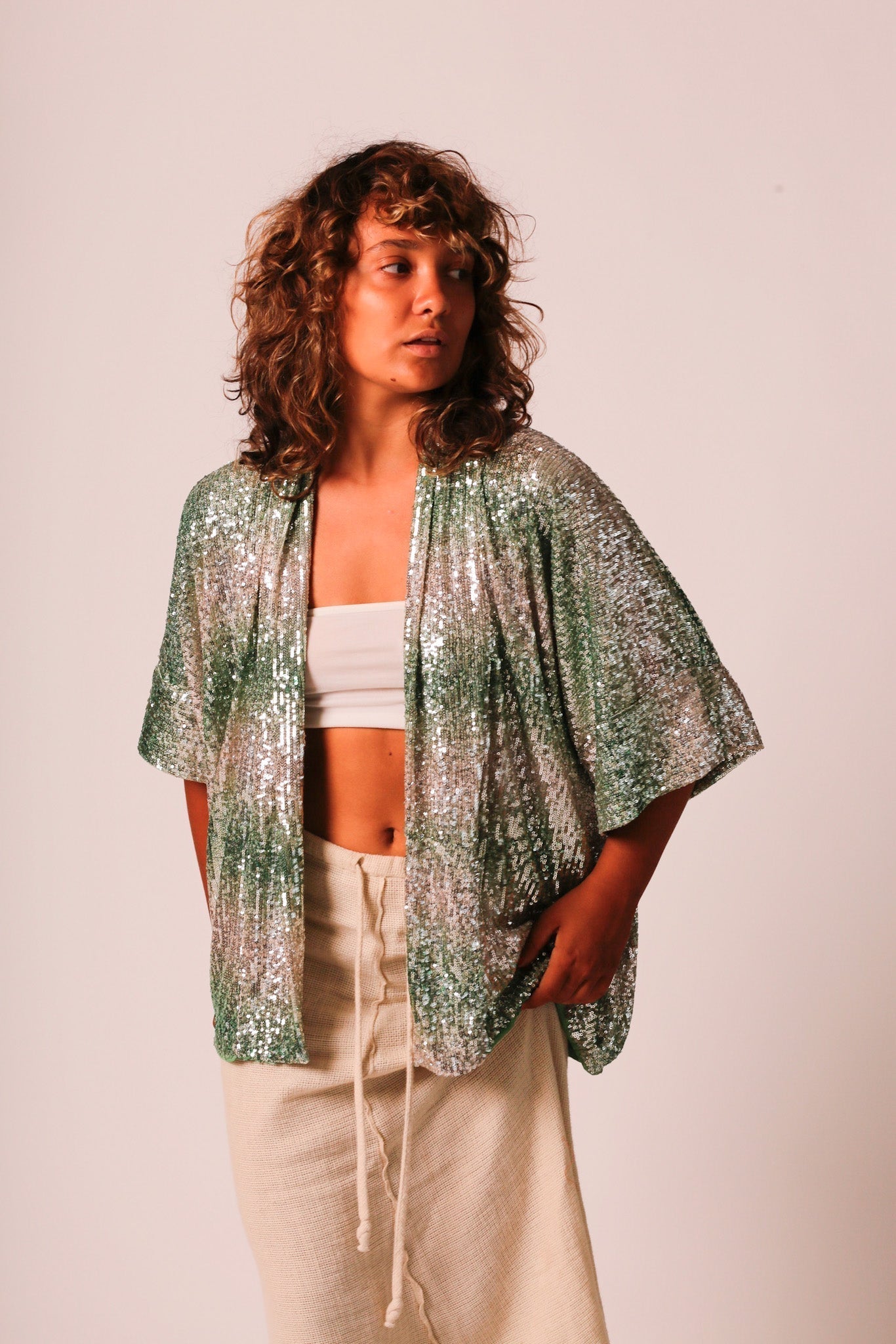 GREEN SEQUIN SHORT KIMONO LUKA - MOMO STUDIO BERLIN - Berlin Concept Store - sustainable & ethical fashion