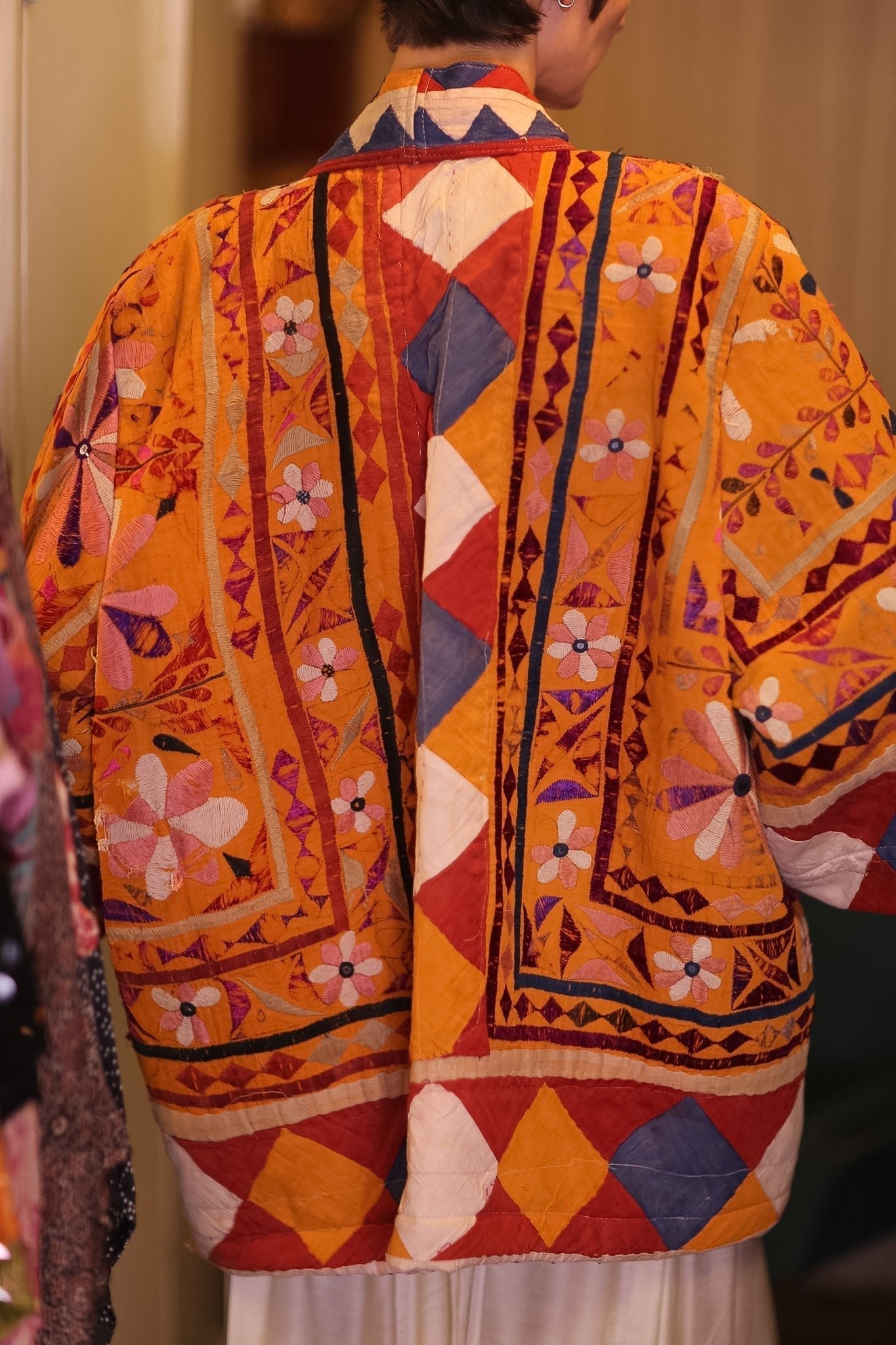 HALF KIMONO EMBROIDRED JACKET LORISA - MOMO STUDIO BERLIN - Berlin Concept Store - sustainable & ethical fashion