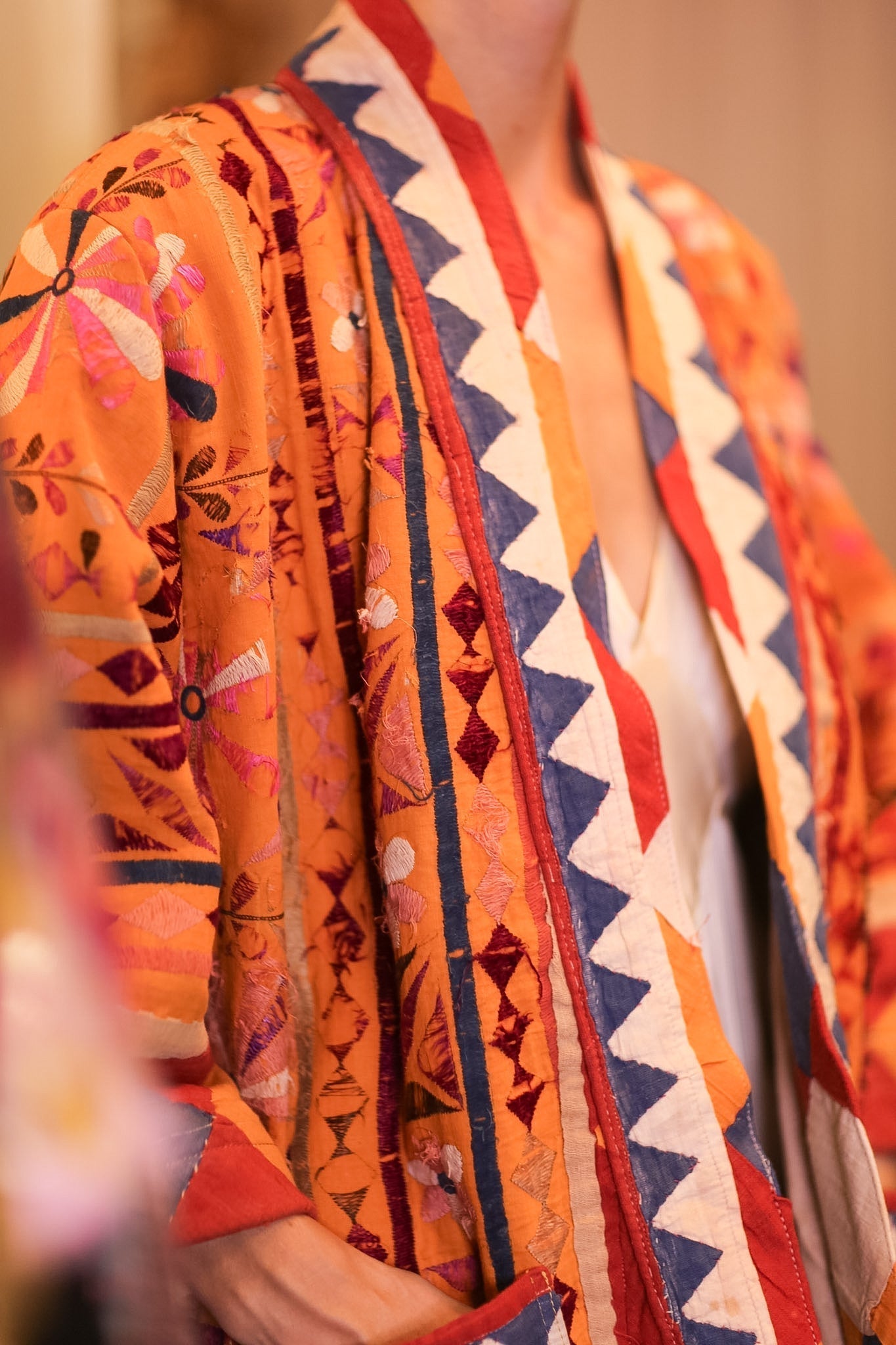 HALF KIMONO EMBROIDRED JACKET LORISA - MOMO STUDIO BERLIN - Berlin Concept Store - sustainable & ethical fashion