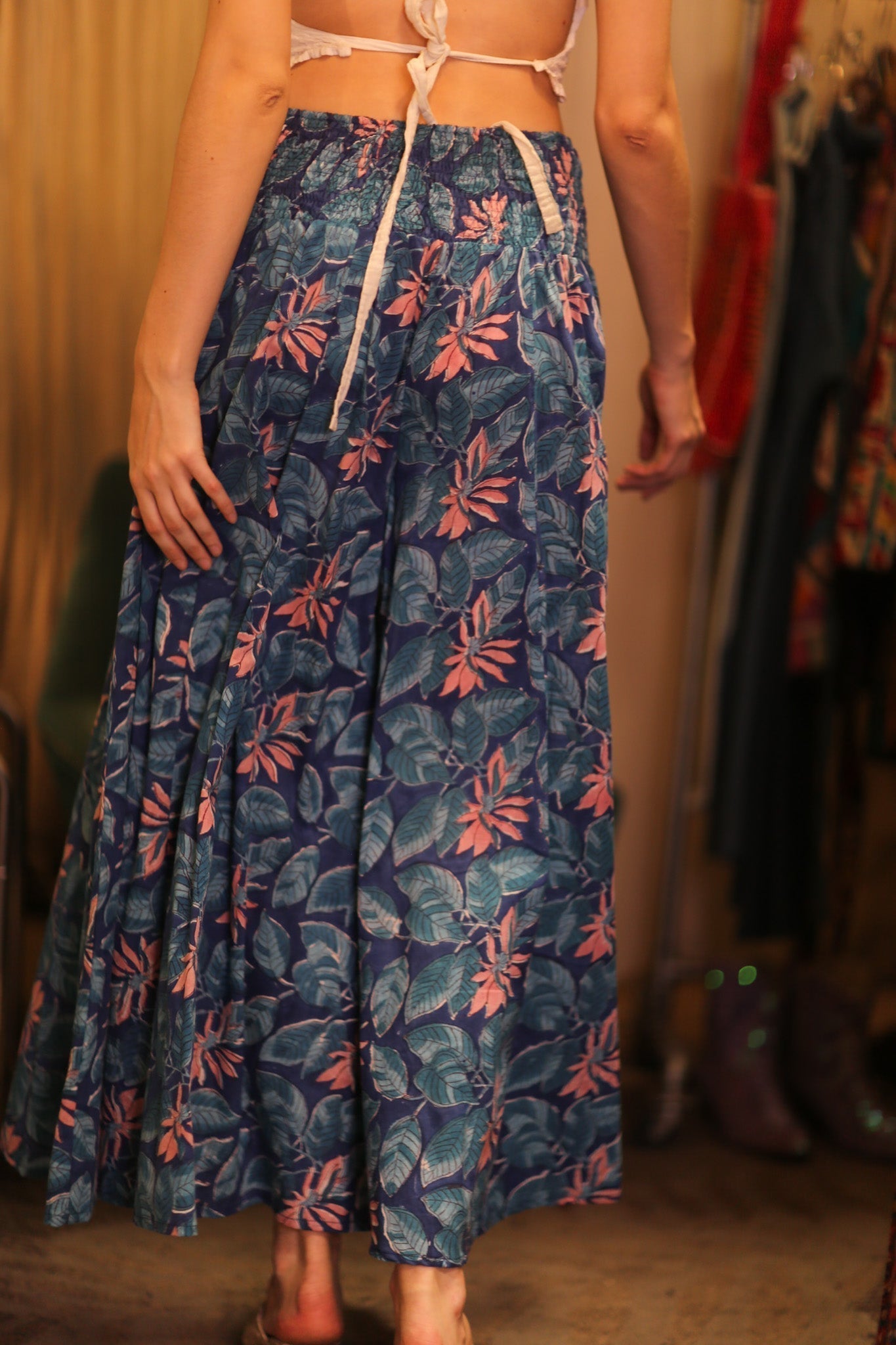 HANDBLOCKED COTTON WIDE LEGS PANTS RUBY FORU - MOMO STUDIO BERLIN - Berlin Concept Store - sustainable & ethical fashion