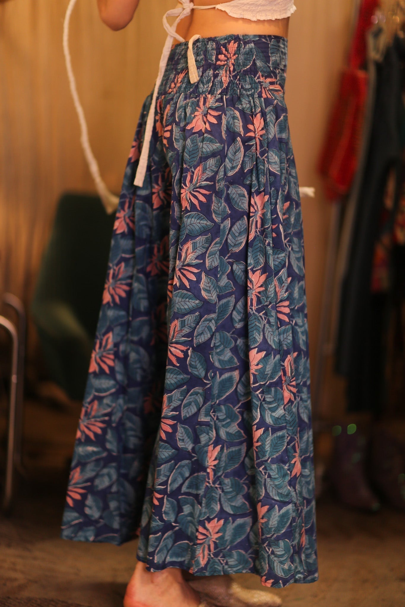 HANDBLOCKED COTTON WIDE LEGS PANTS RUBY FORU - MOMO STUDIO BERLIN - Berlin Concept Store - sustainable & ethical fashion
