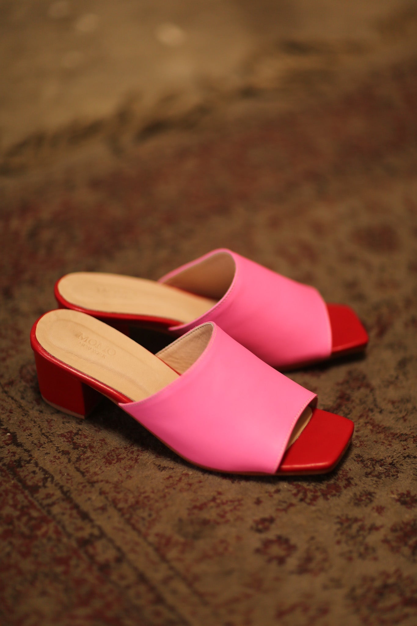 HANDCRAFTED LEATHER MULES LORIN PINK RED - MOMO STUDIO BERLIN - Berlin Concept Store - sustainable & ethical fashion