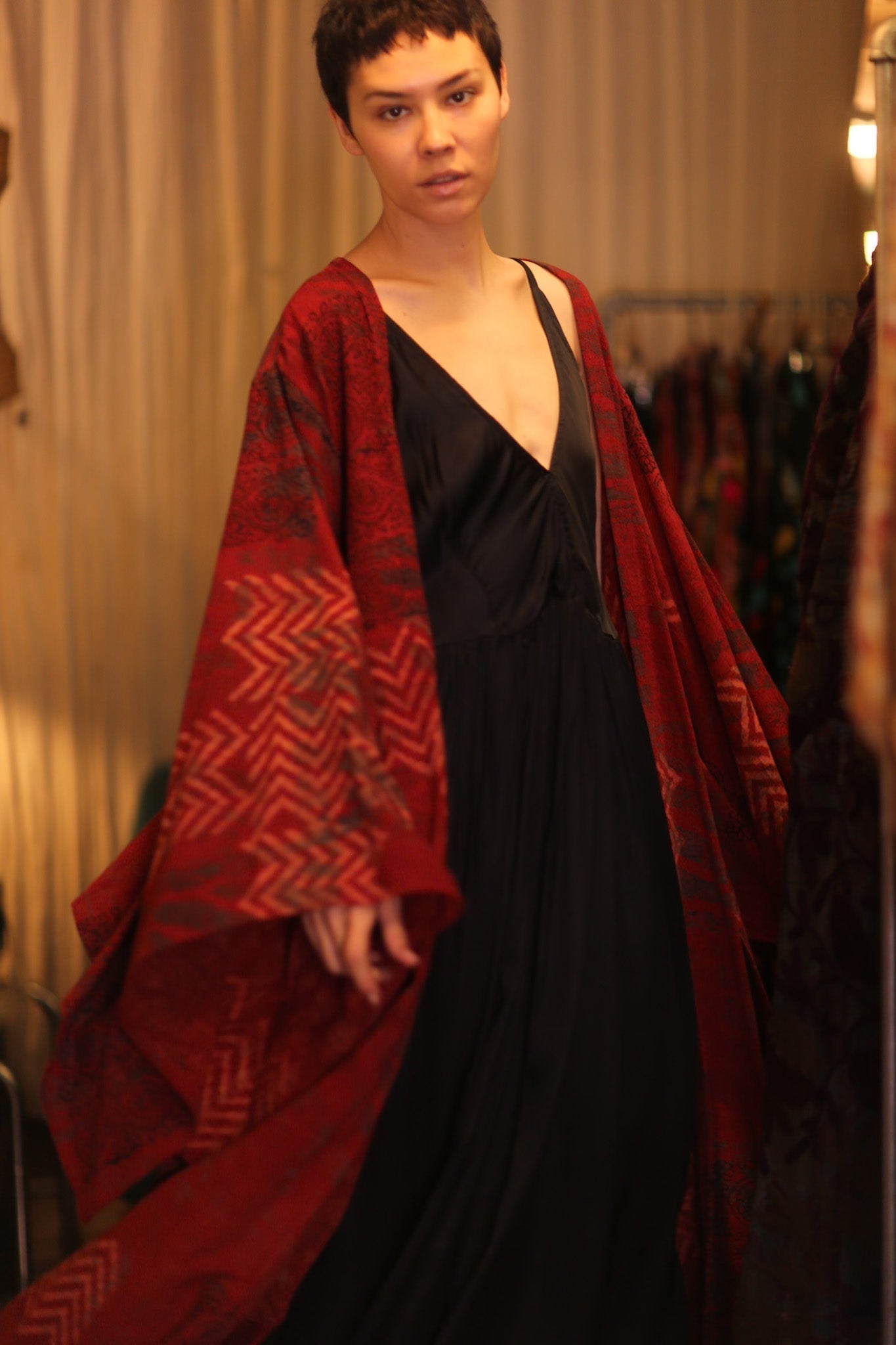 HANDWOVEN COTTON WING KIMONO PINA REDROSI - MOMO STUDIO BERLIN - Berlin Concept Store - sustainable & ethical fashion