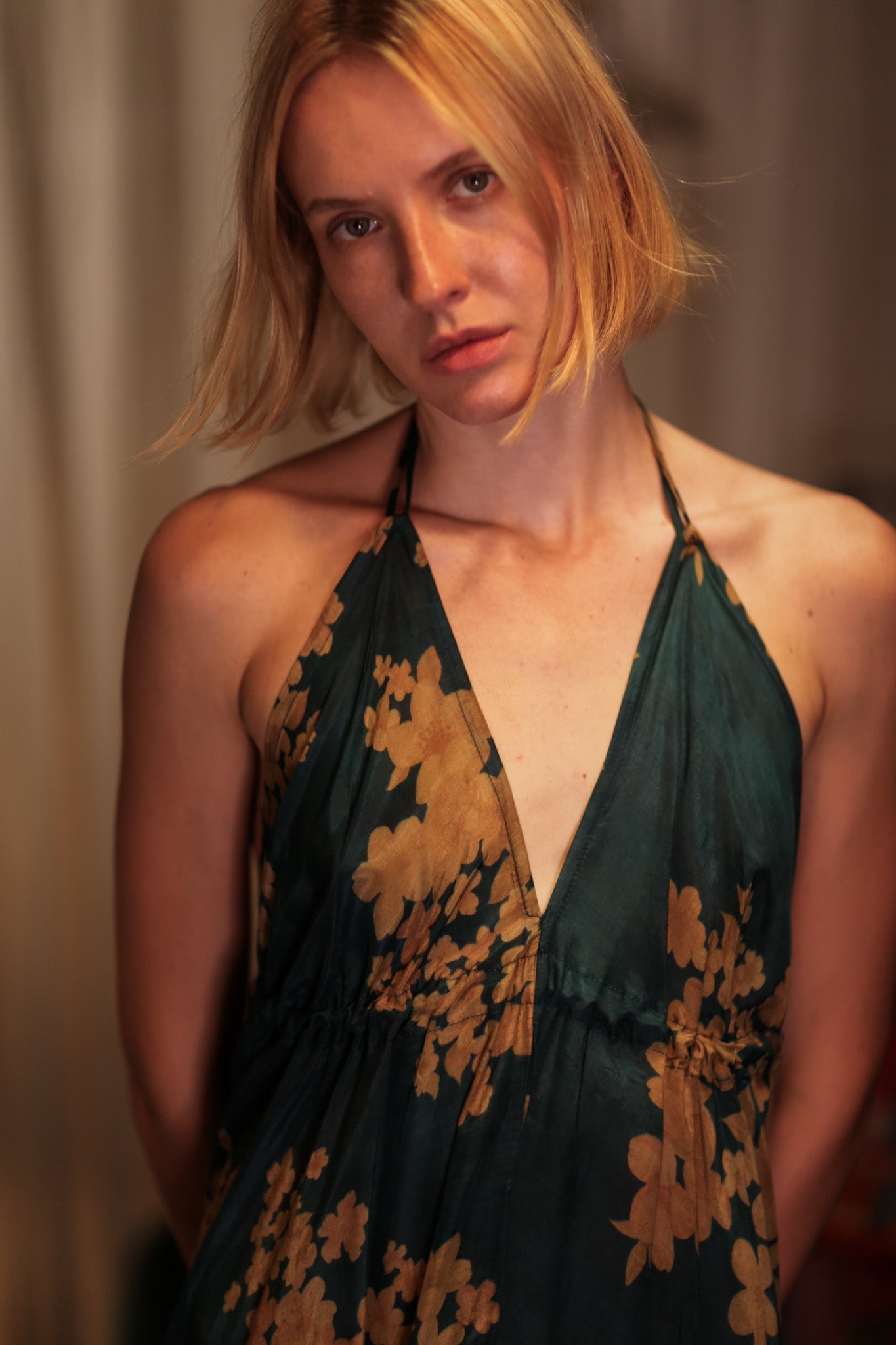 HANNAH SILK DRESS GOLDEN BOUQUET - MOMO STUDIO BERLIN - Berlin Concept Store - sustainable & ethical fashion