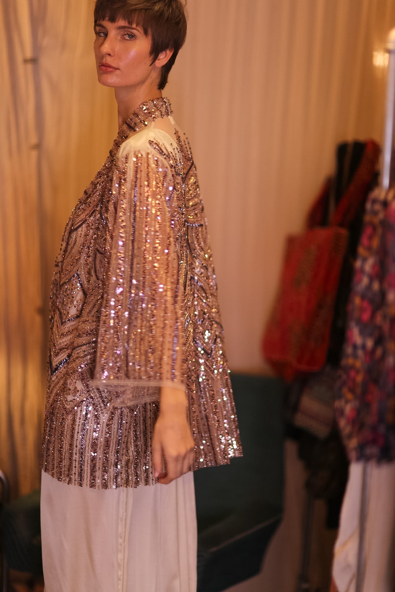 HEAVY SEQUIN EMBROIDERED SILK SHORT KIMONO WHITE FAIRY - MOMO STUDIO BERLIN - Berlin Concept Store - sustainable & ethical fashion